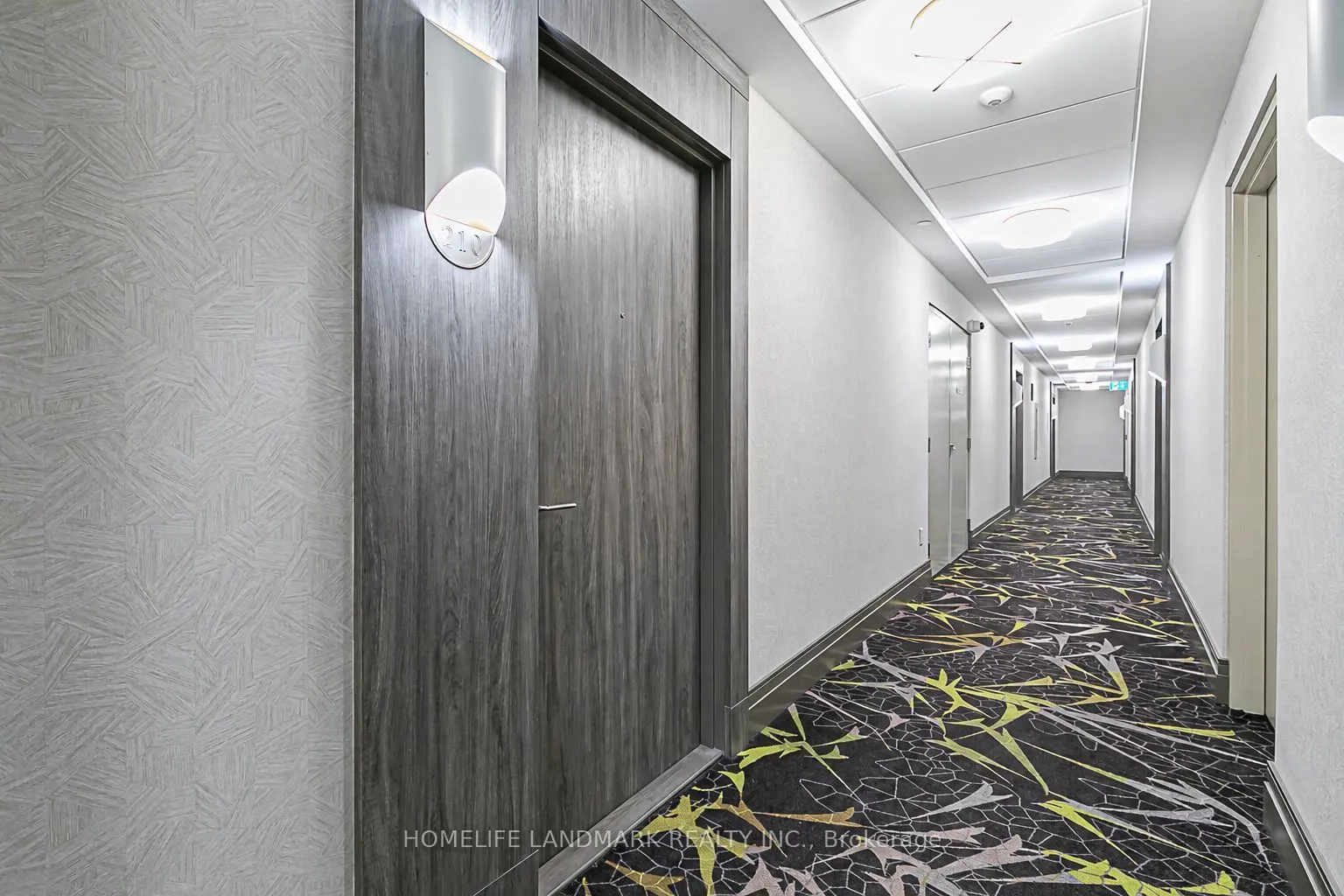 10 Gatineau Drive #210