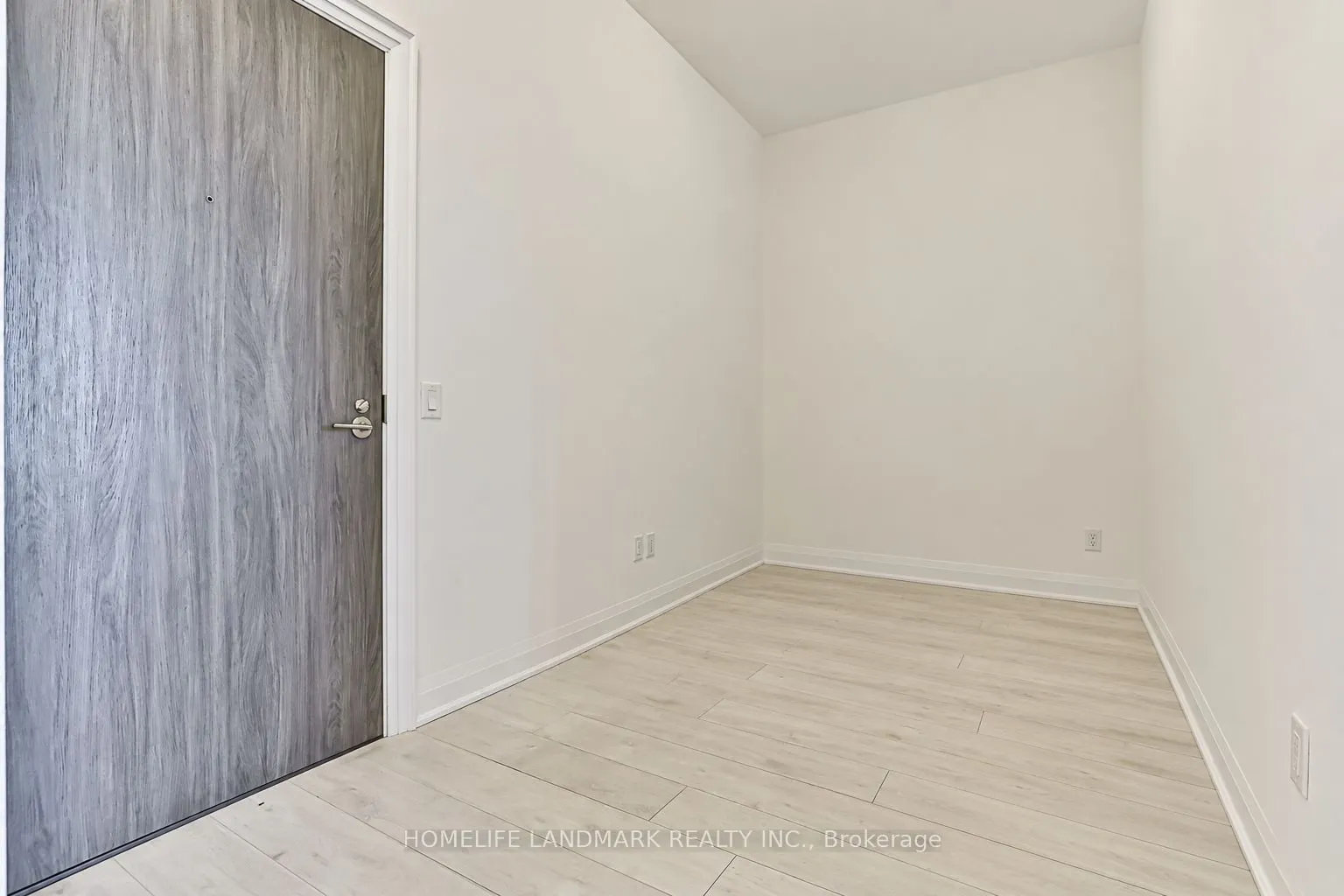 10 Gatineau Drive #210