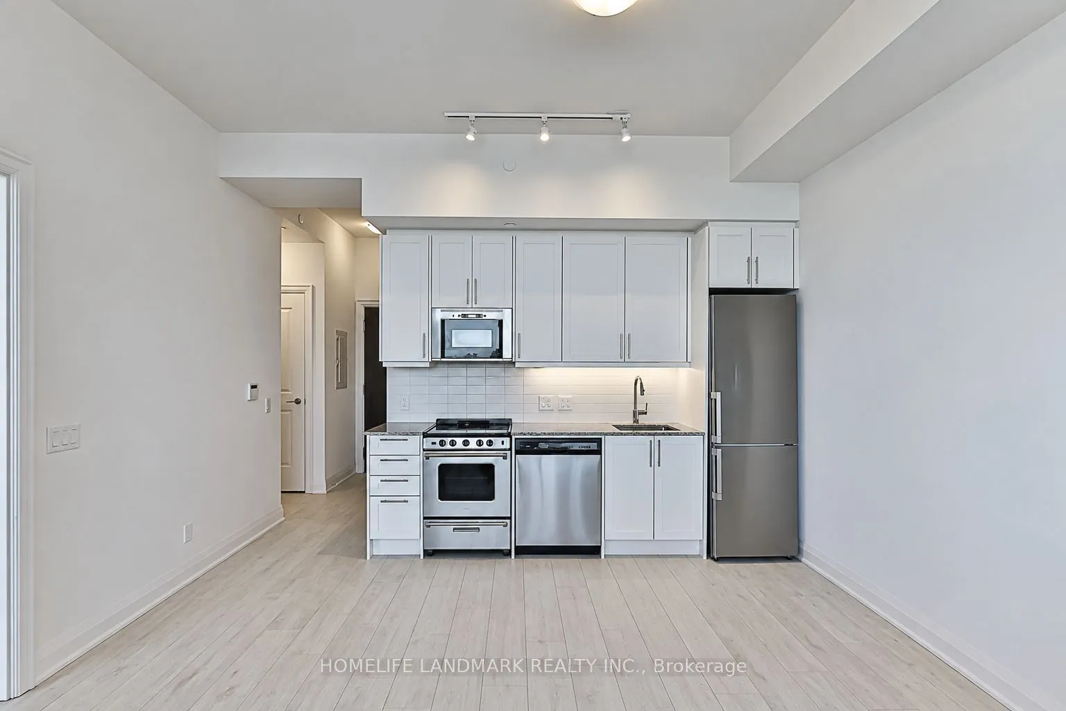 10 Gatineau Drive #210