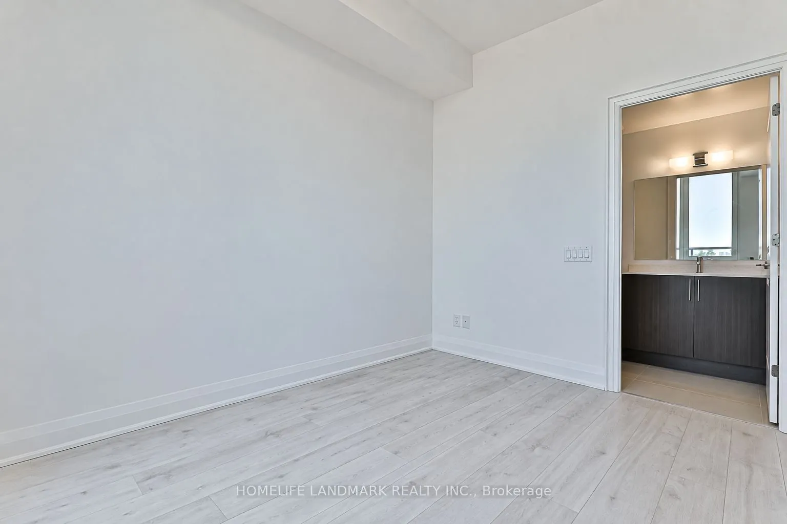10 Gatineau Drive #210