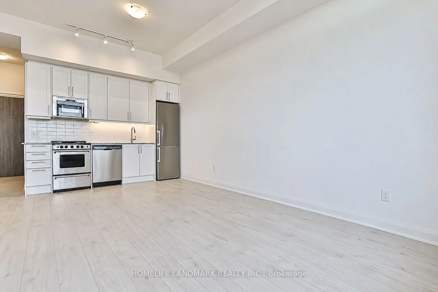 10 Gatineau Drive #210