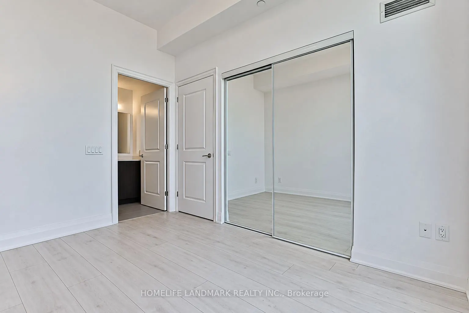 10 Gatineau Drive #210