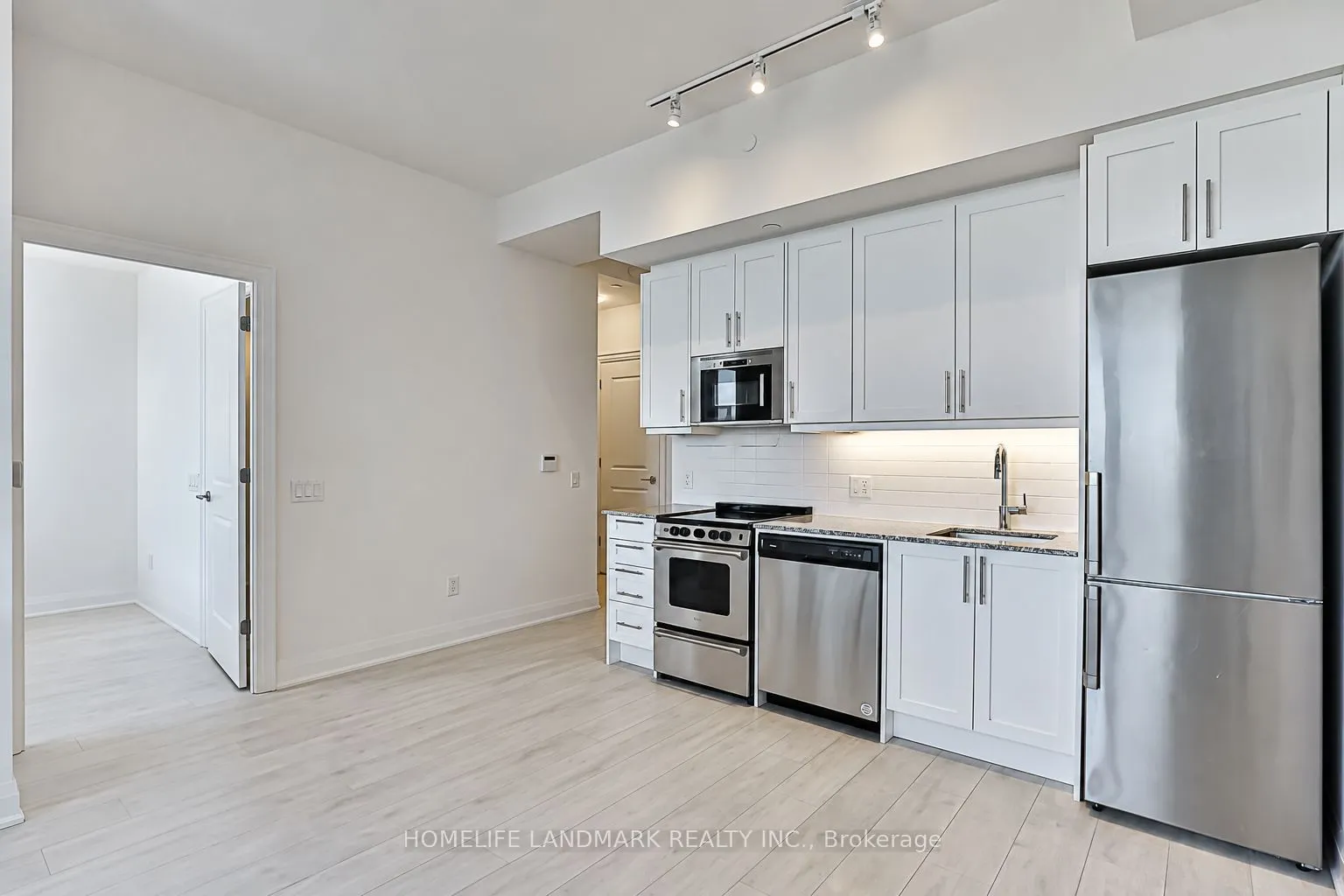 10 Gatineau Drive #210