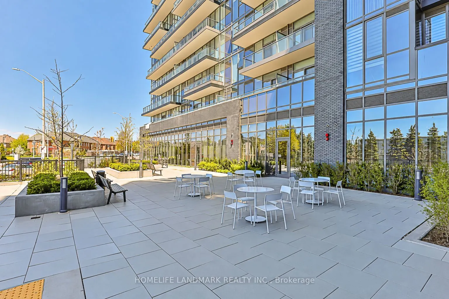 10 Gatineau Drive #210