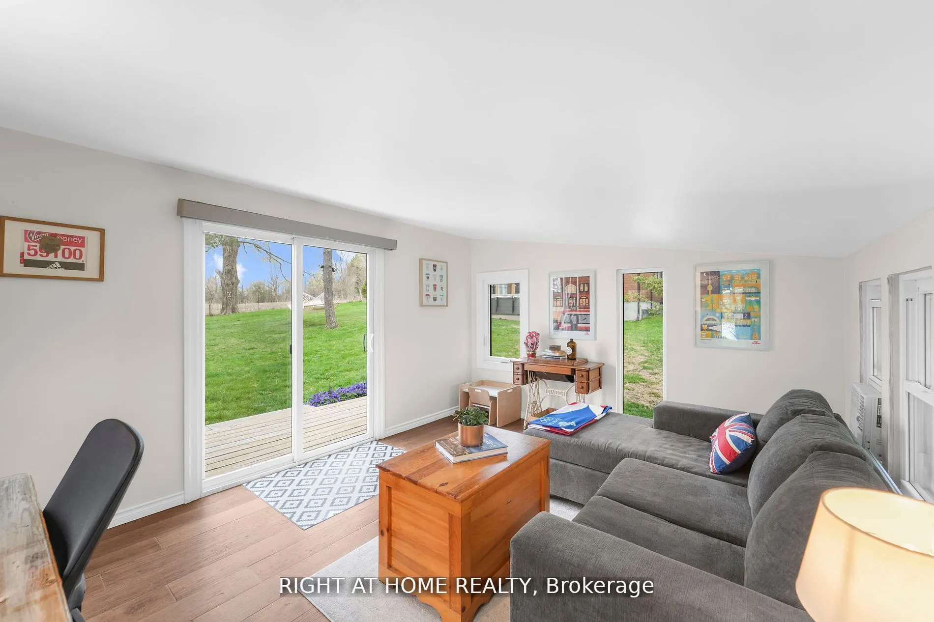 17083 Warden Avenue
