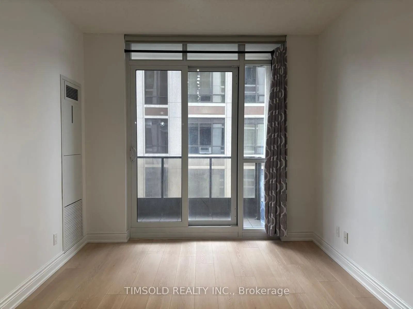 89 South Town Centre Boulevard #803