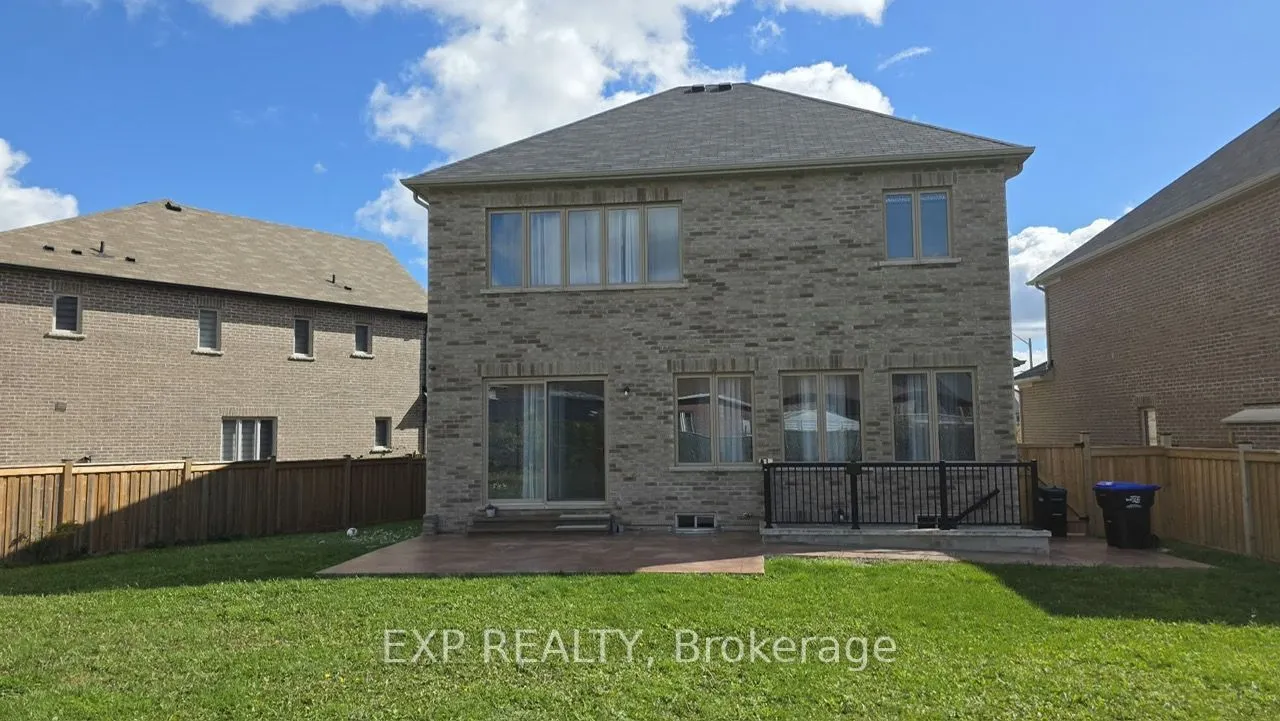 1807 Emberton Way