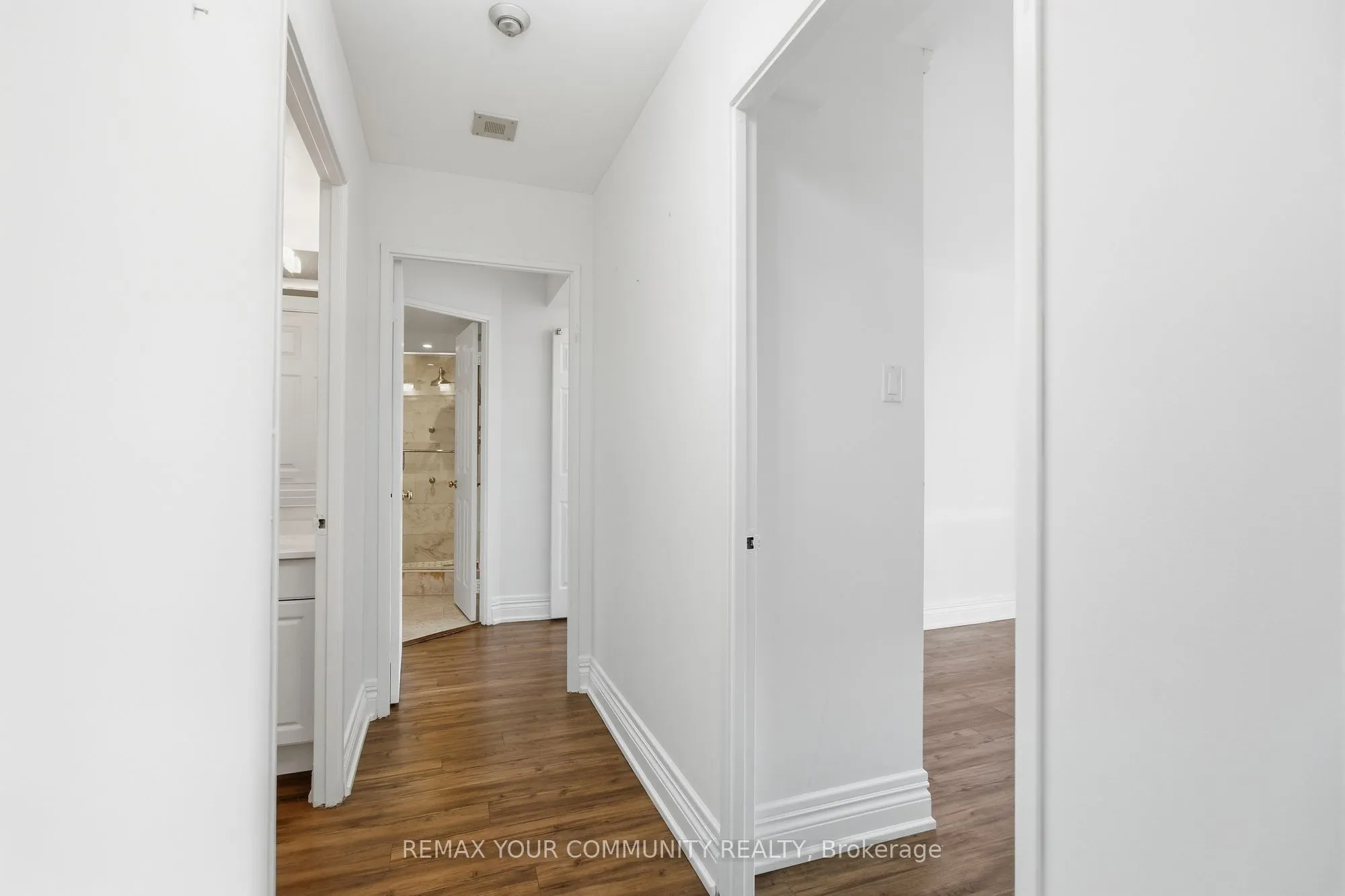 20 Harding Boulevard #402