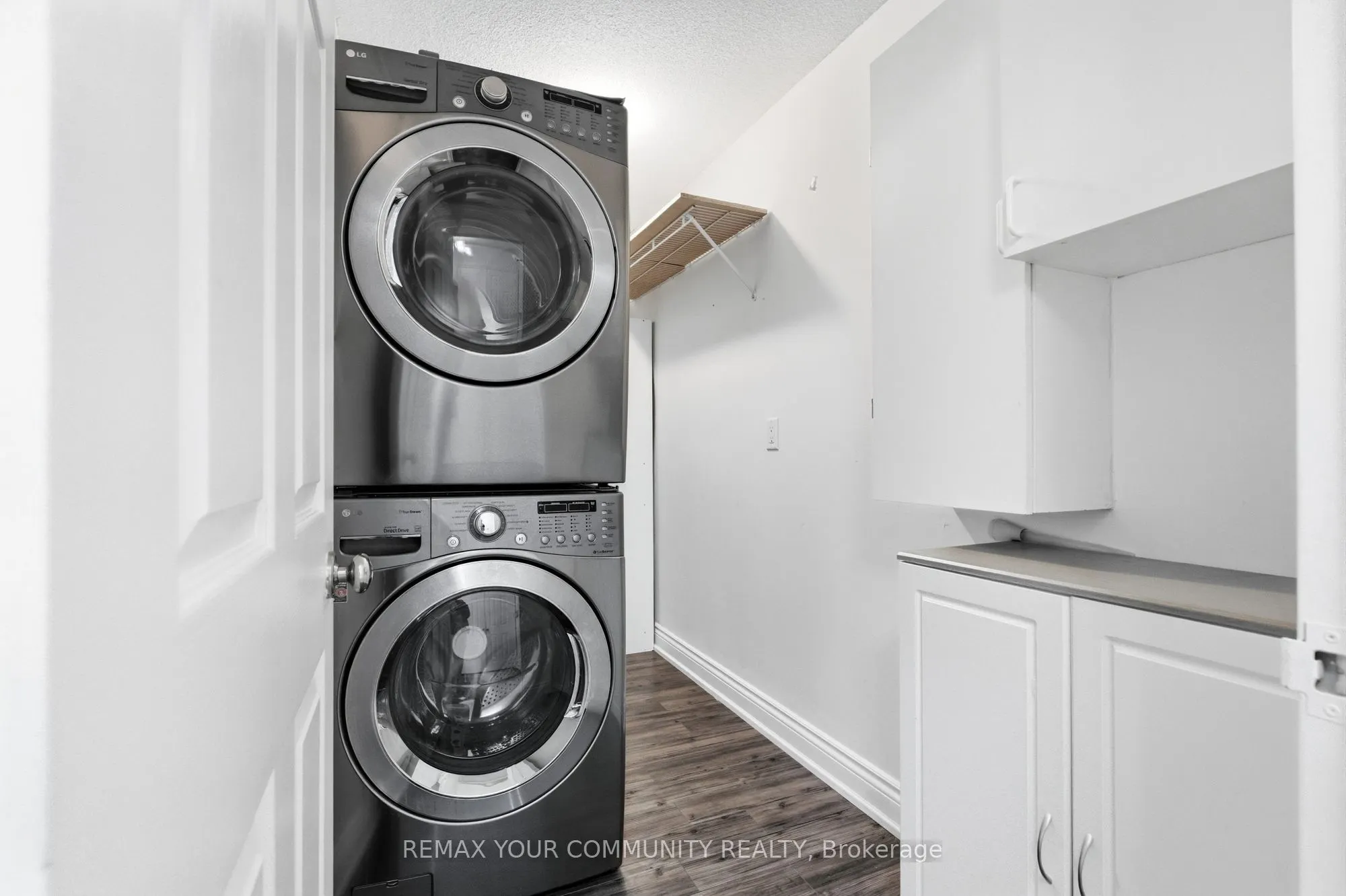 20 Harding Boulevard #402