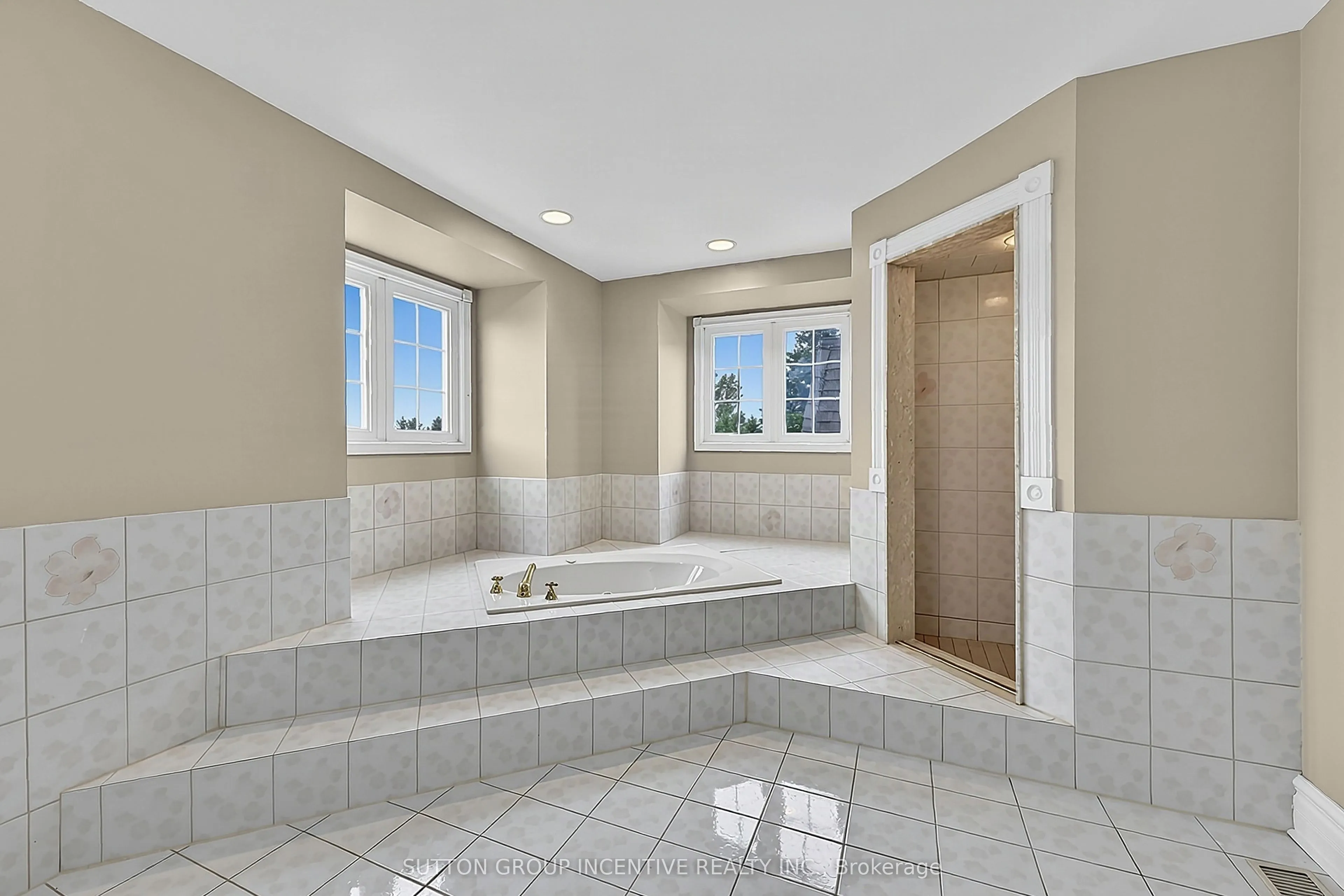 25 Bovair Trail