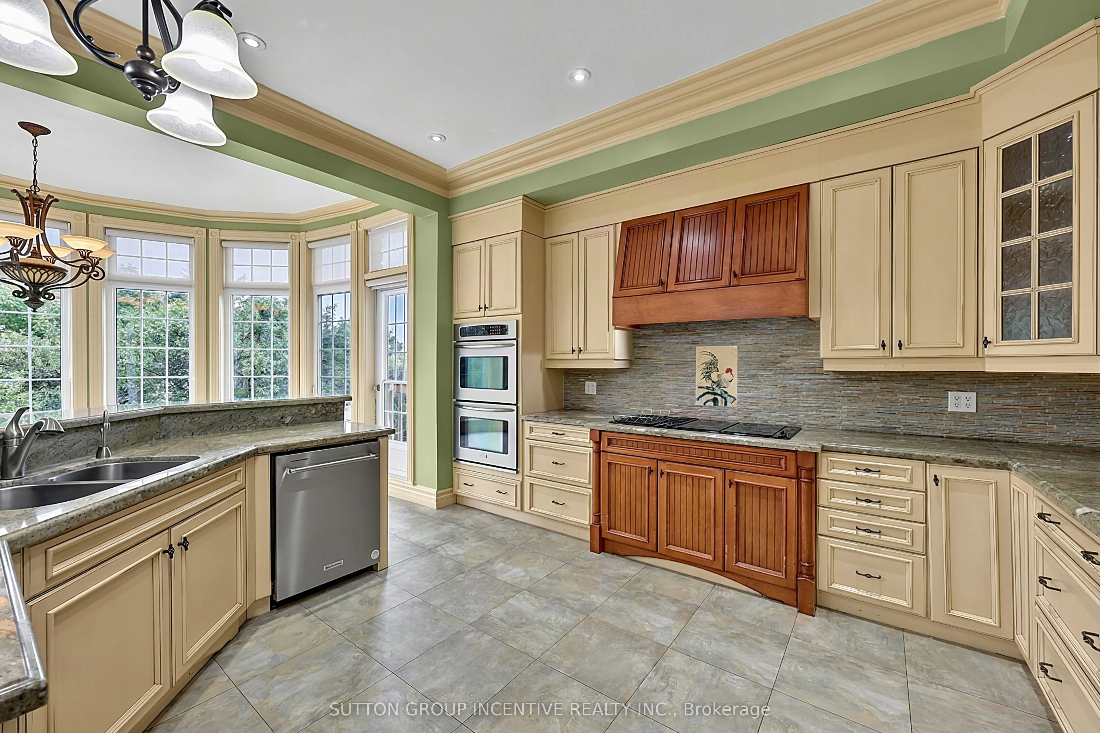 25 Bovair Trail