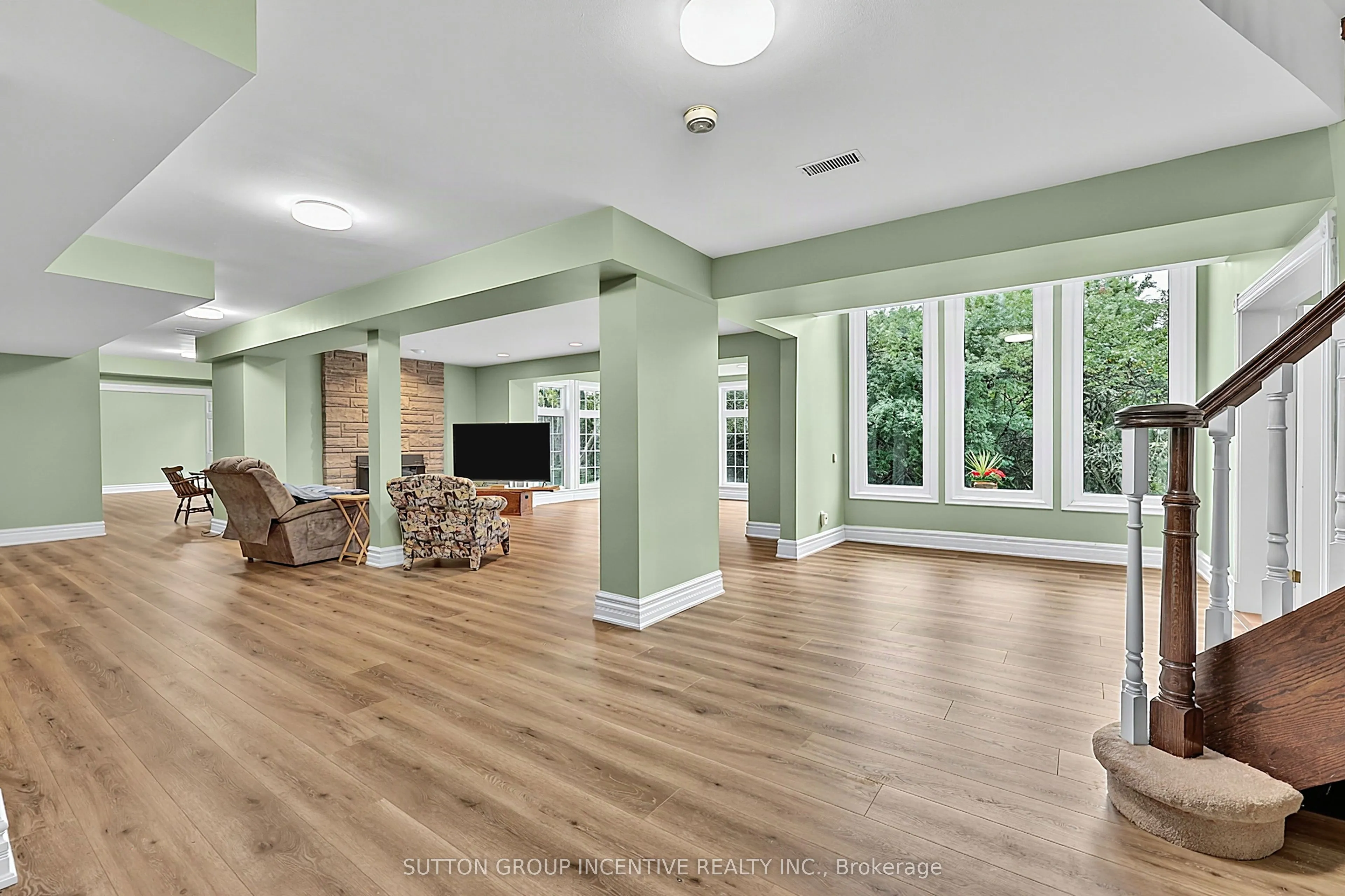 25 Bovair Trail