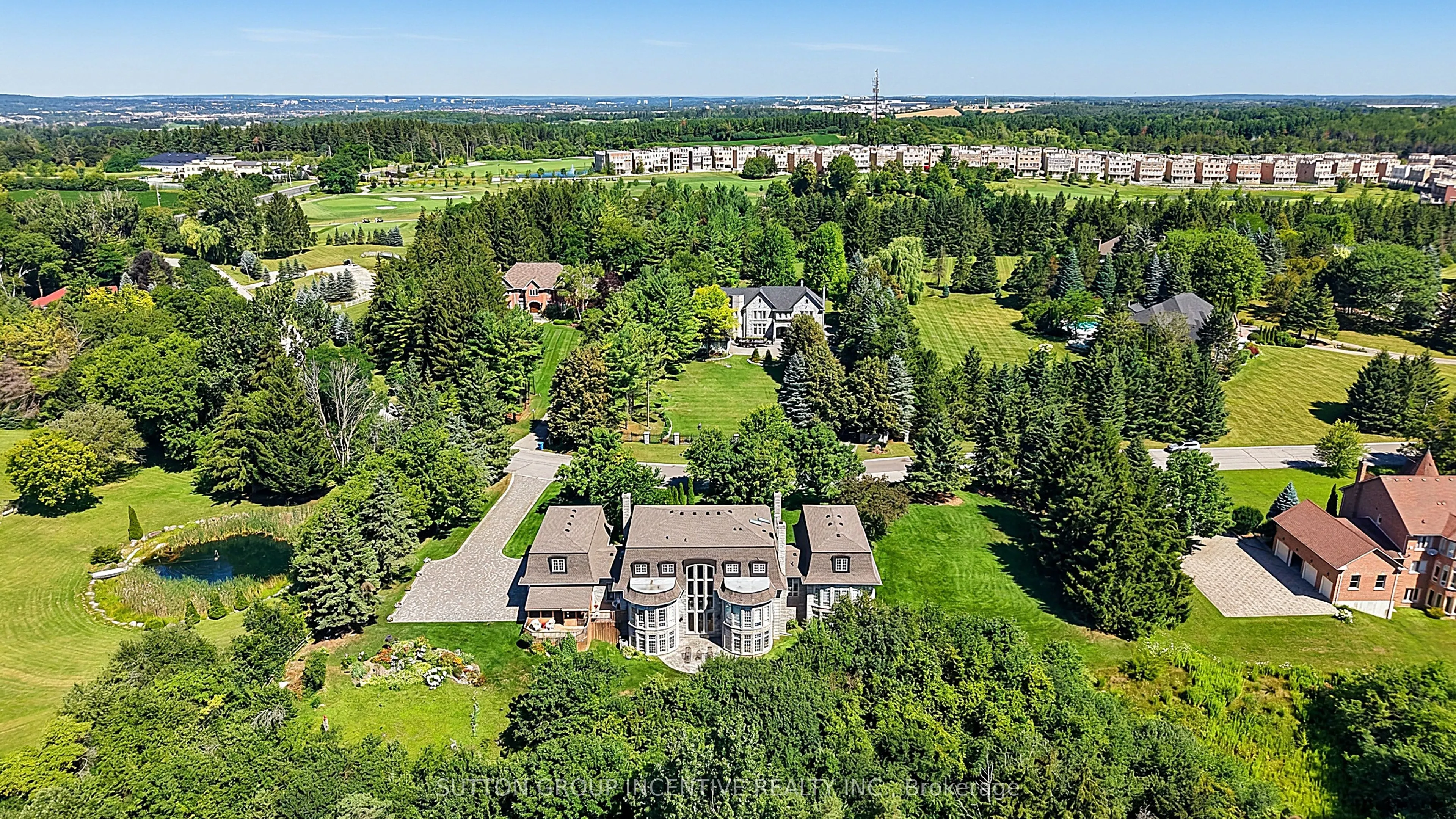 25 Bovair Trail