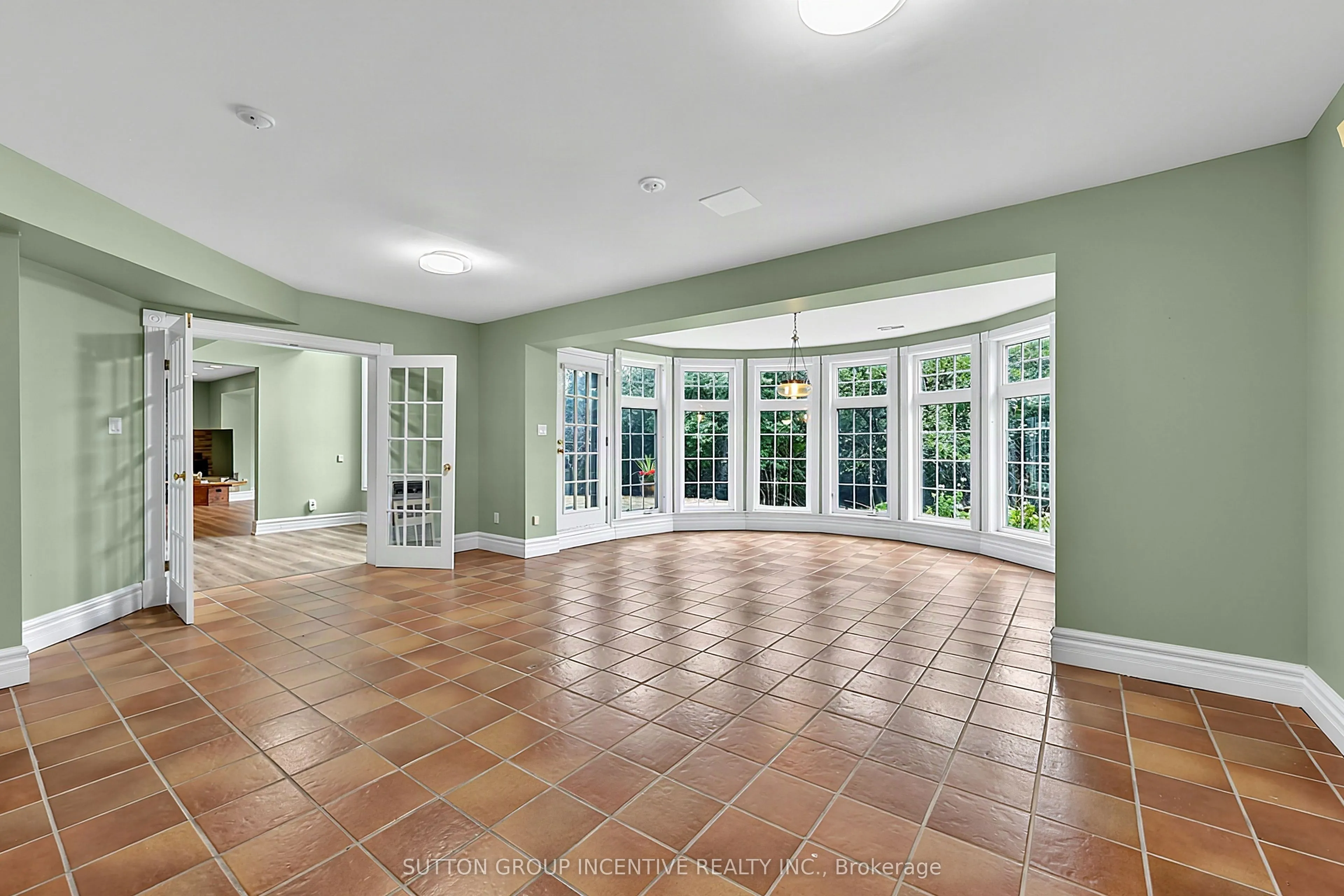 25 Bovair Trail