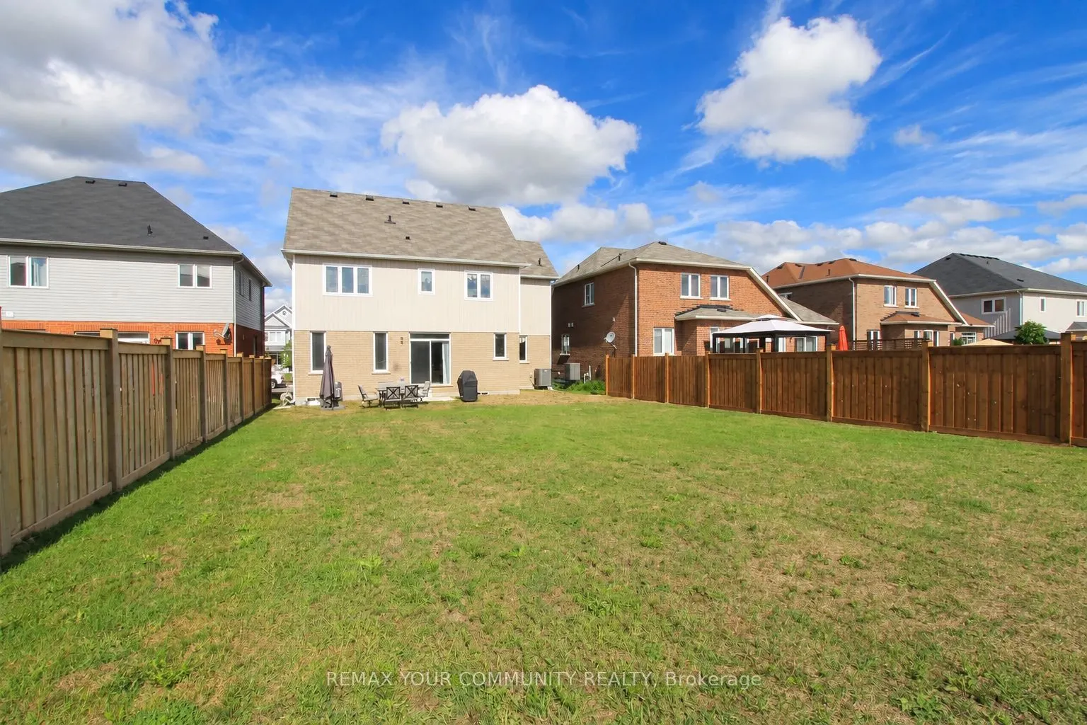93 Mount Crescent
