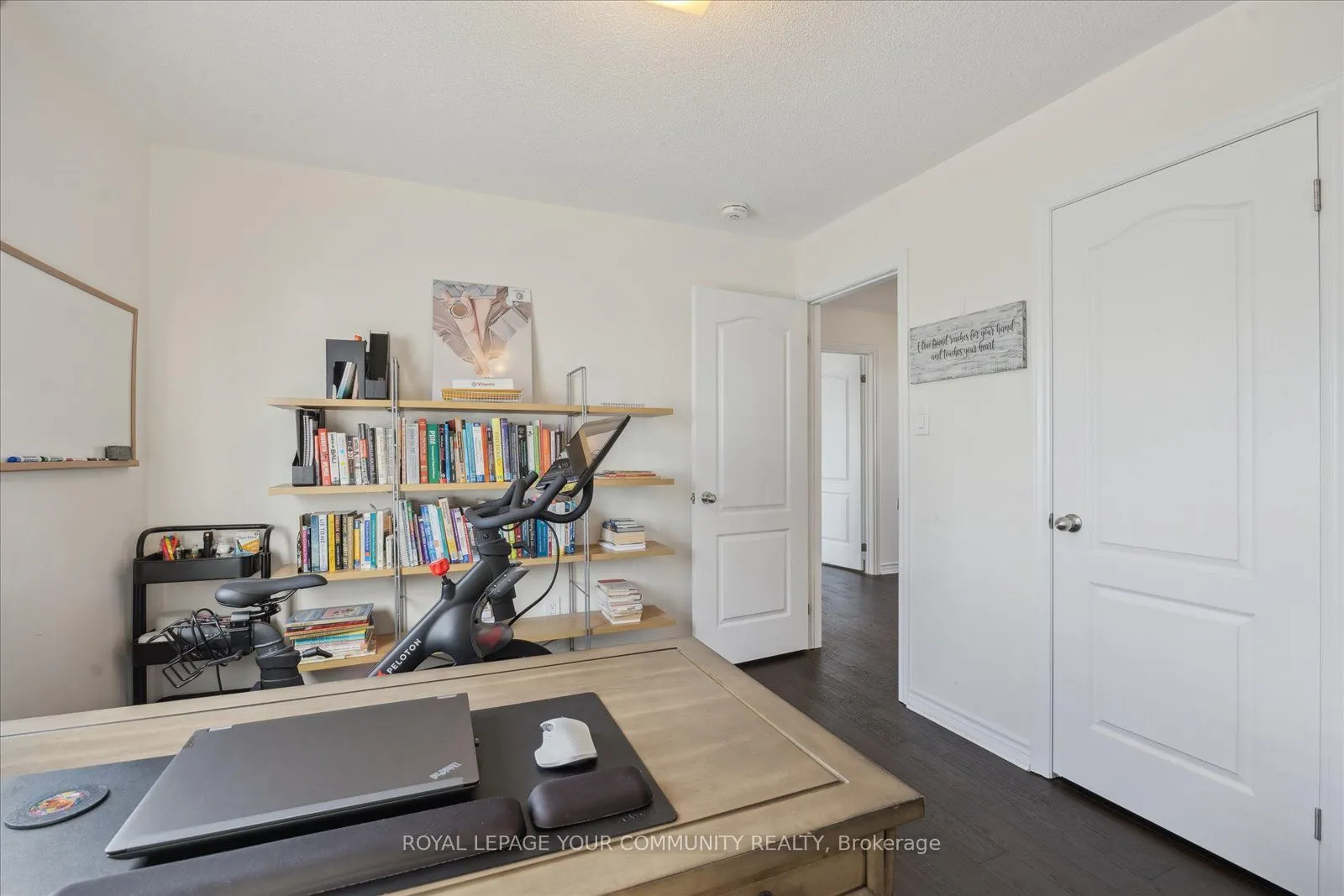 93 Mount Crescent