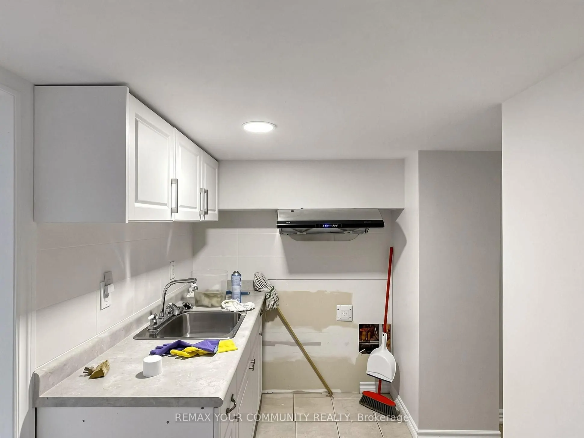 27 Mitchell Avenue