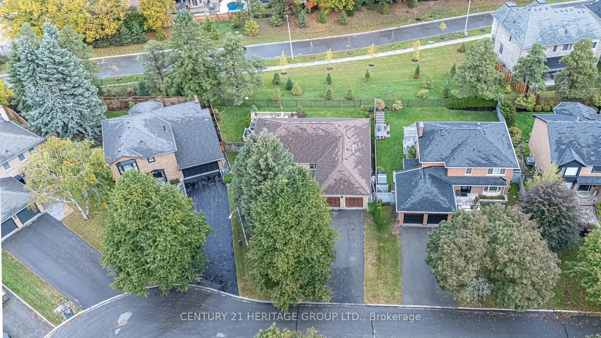 20 Simmons Crescent