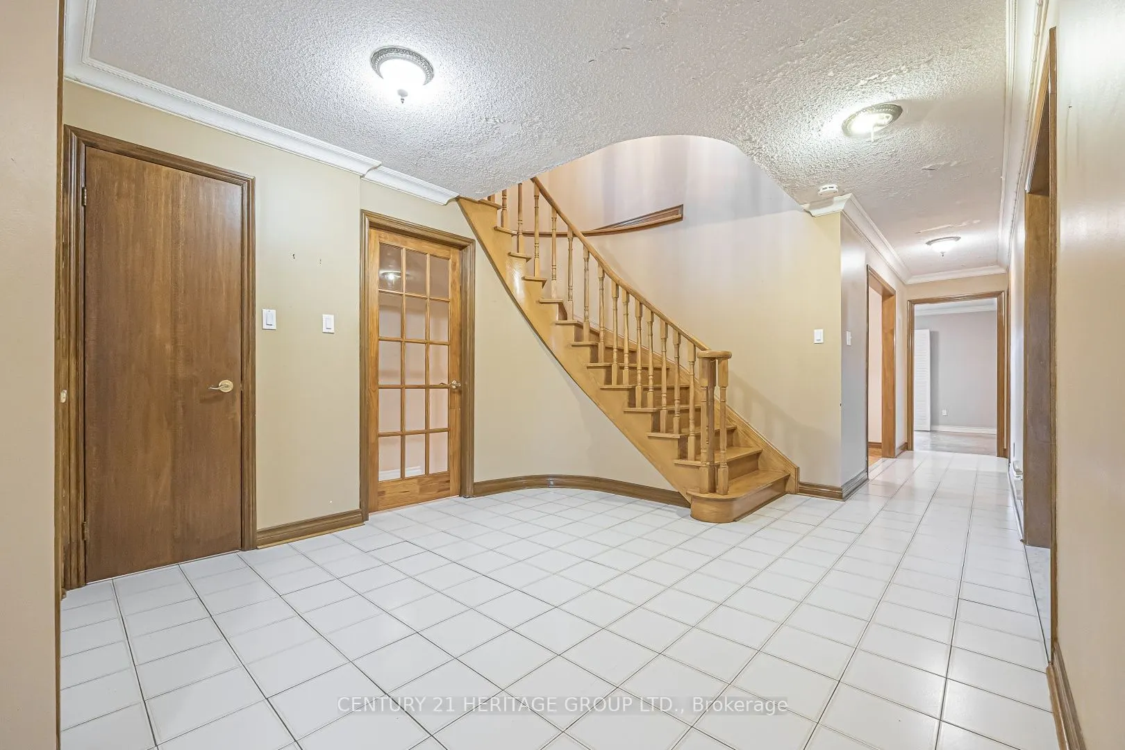 100 Adrianno Crescent