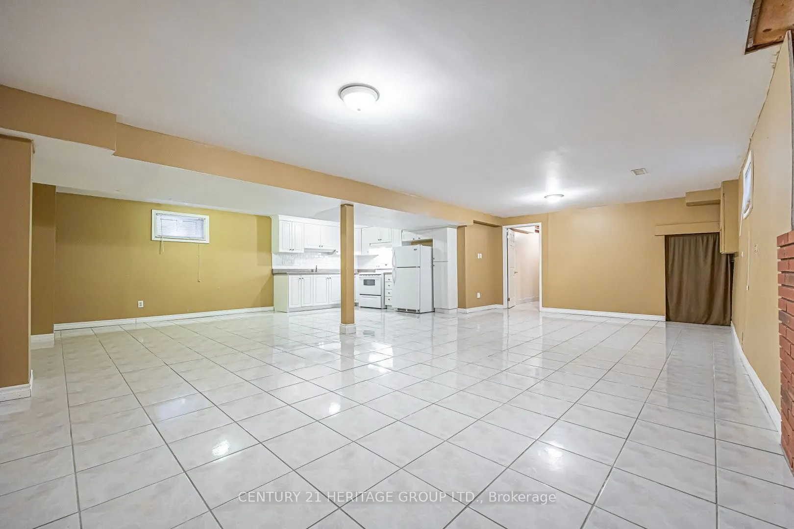 100 Adrianno Crescent