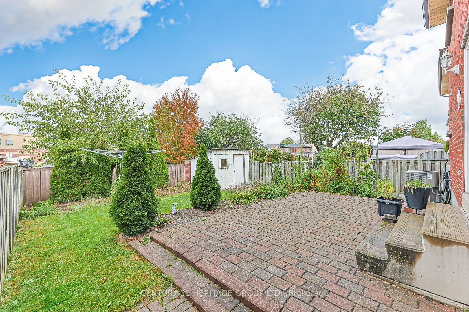100 Adrianno Crescent