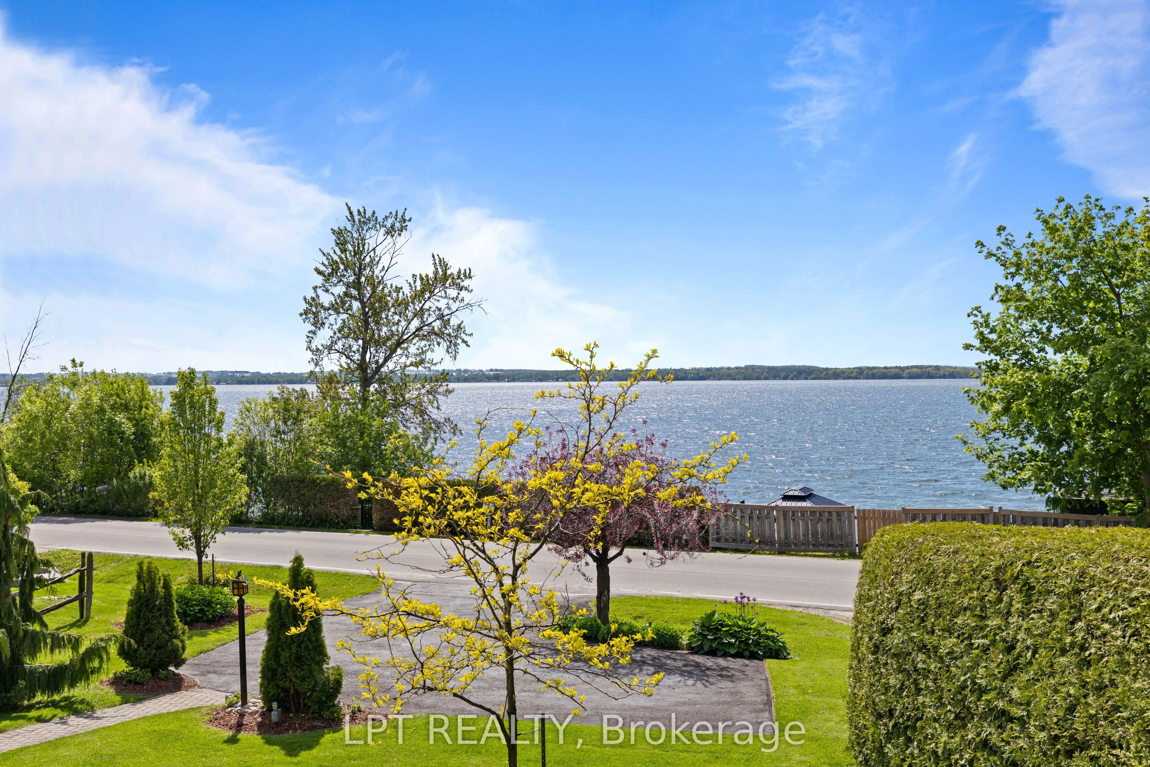 145 Lake Drive N