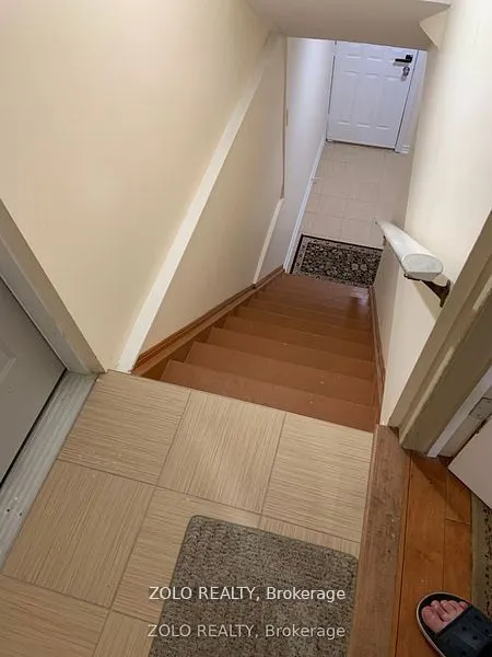 175 Mabley Crescent #Basement