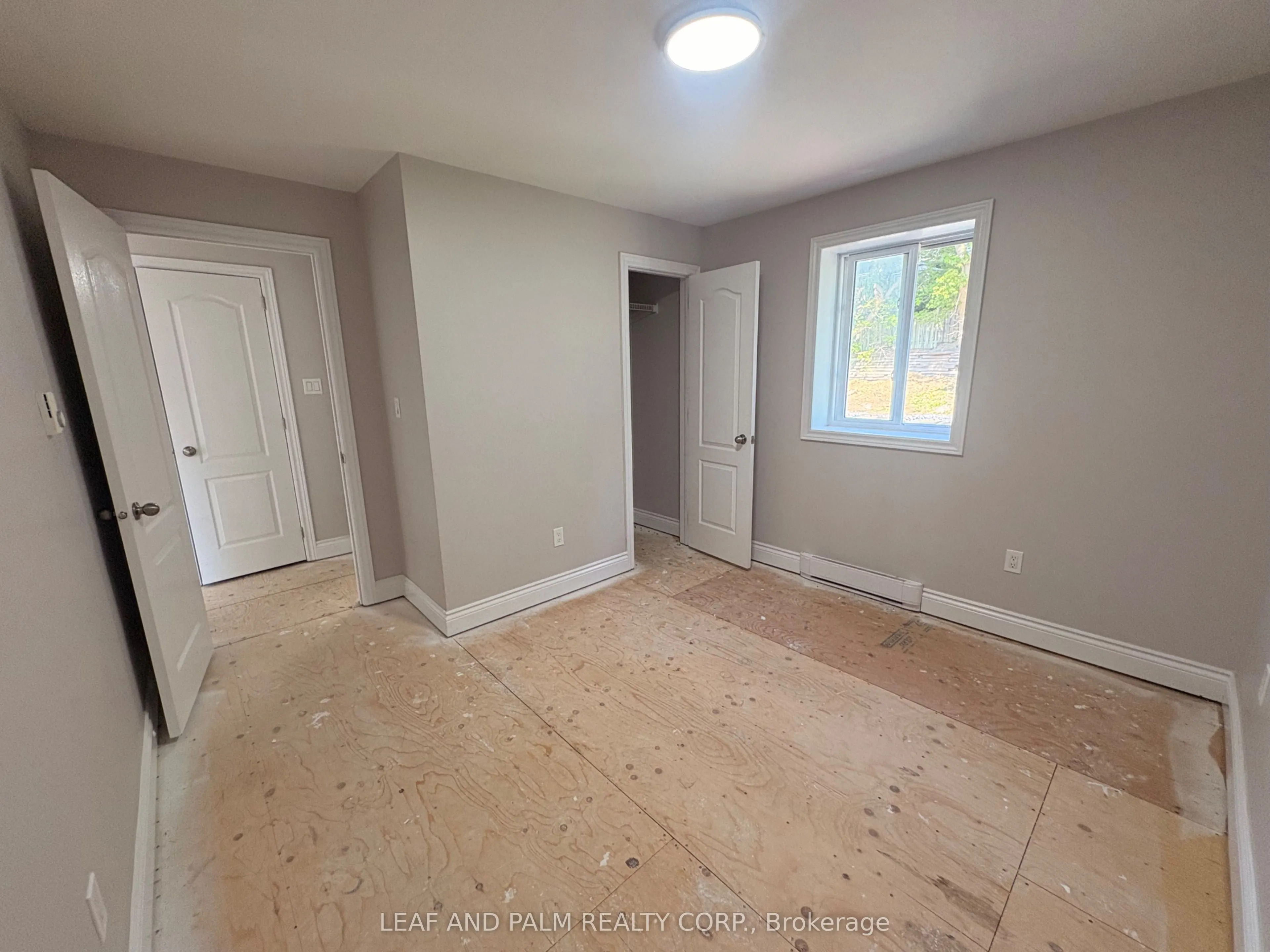31 Huron Heights Drive #8