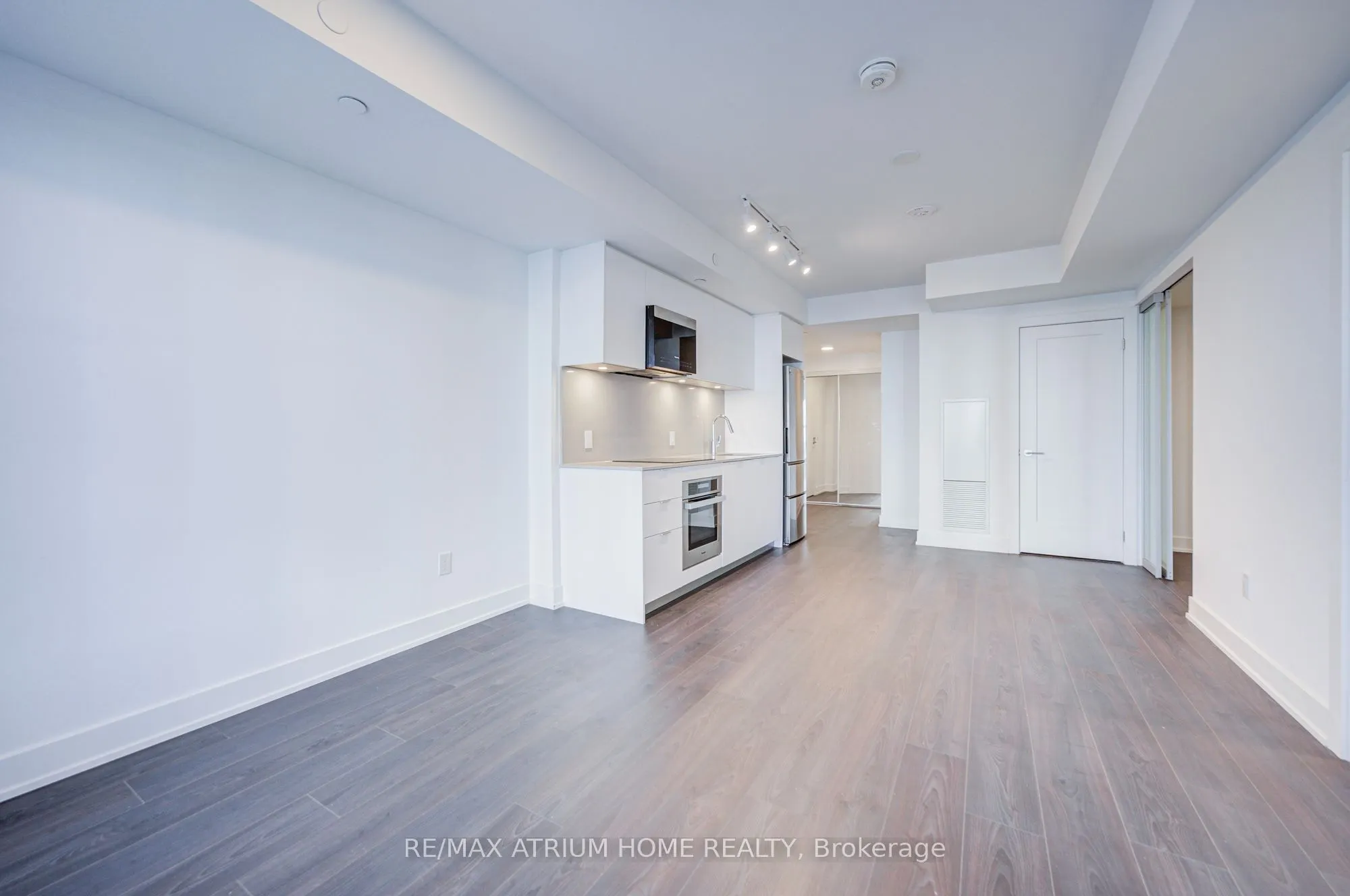 8 Cedarland Drive #1211
