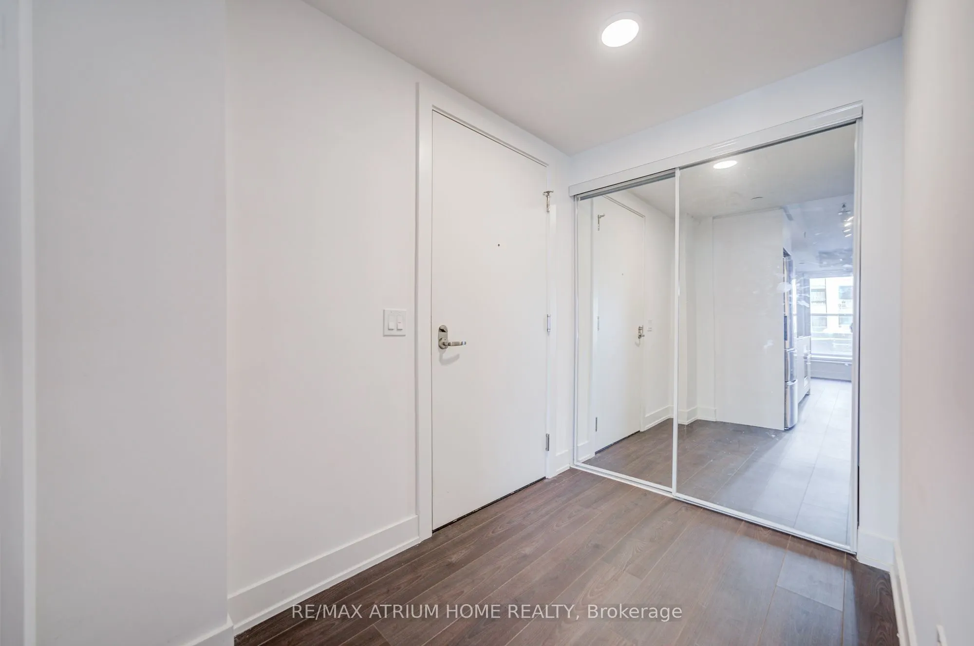 8 Cedarland Drive #1211