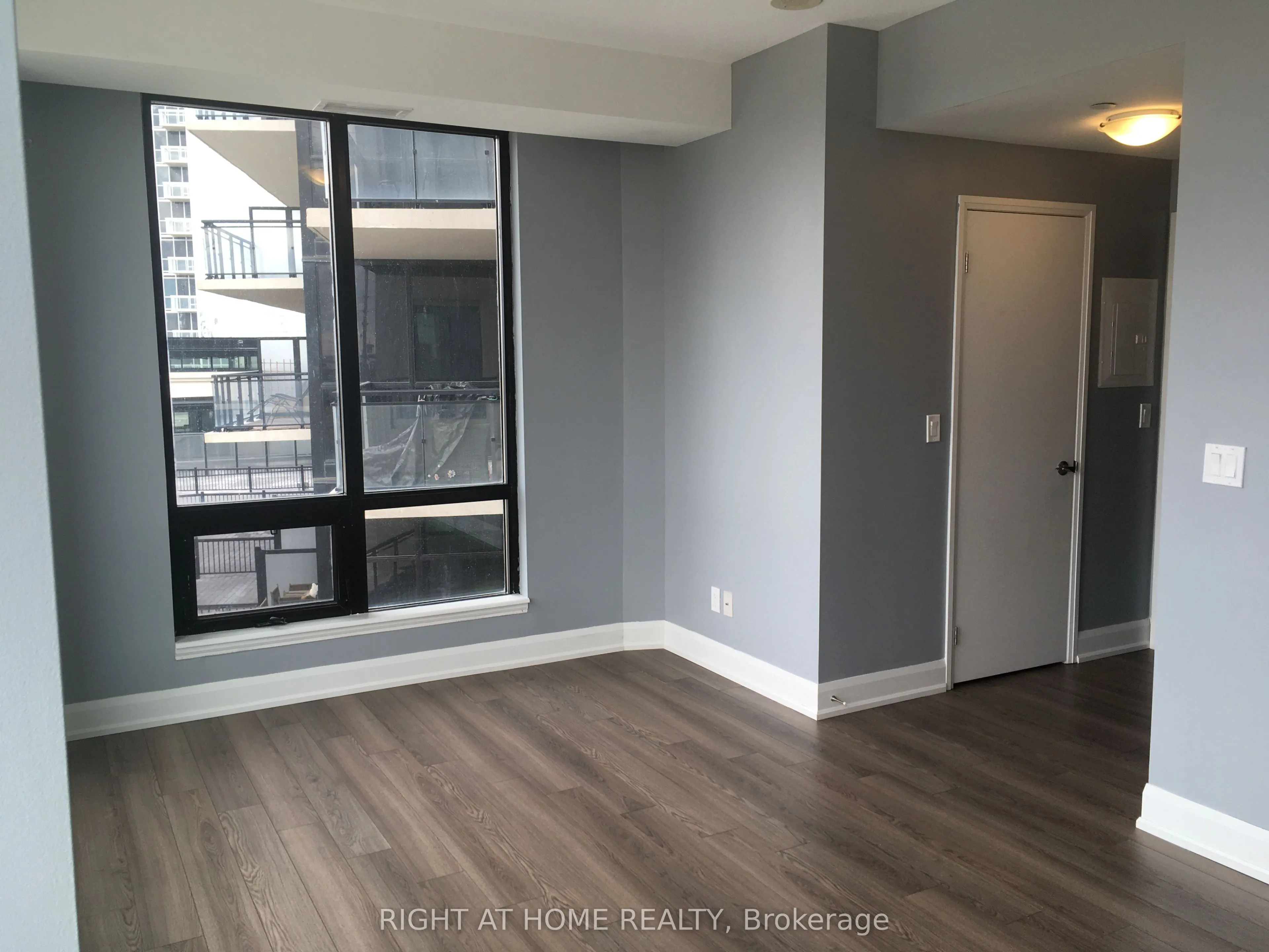 2910 Highway No, 7 Road W #312