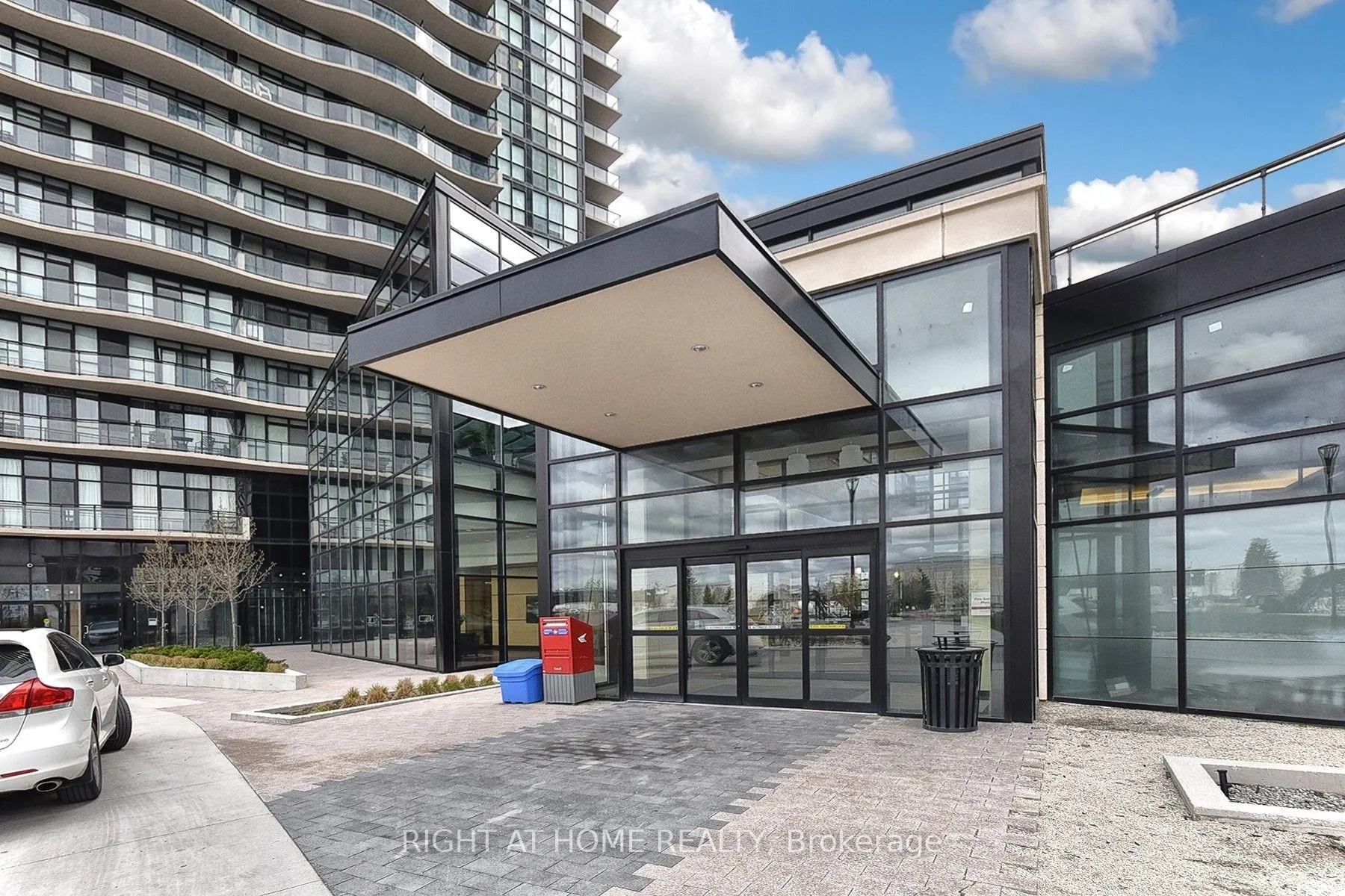 2910 Highway No, 7 Road W #312