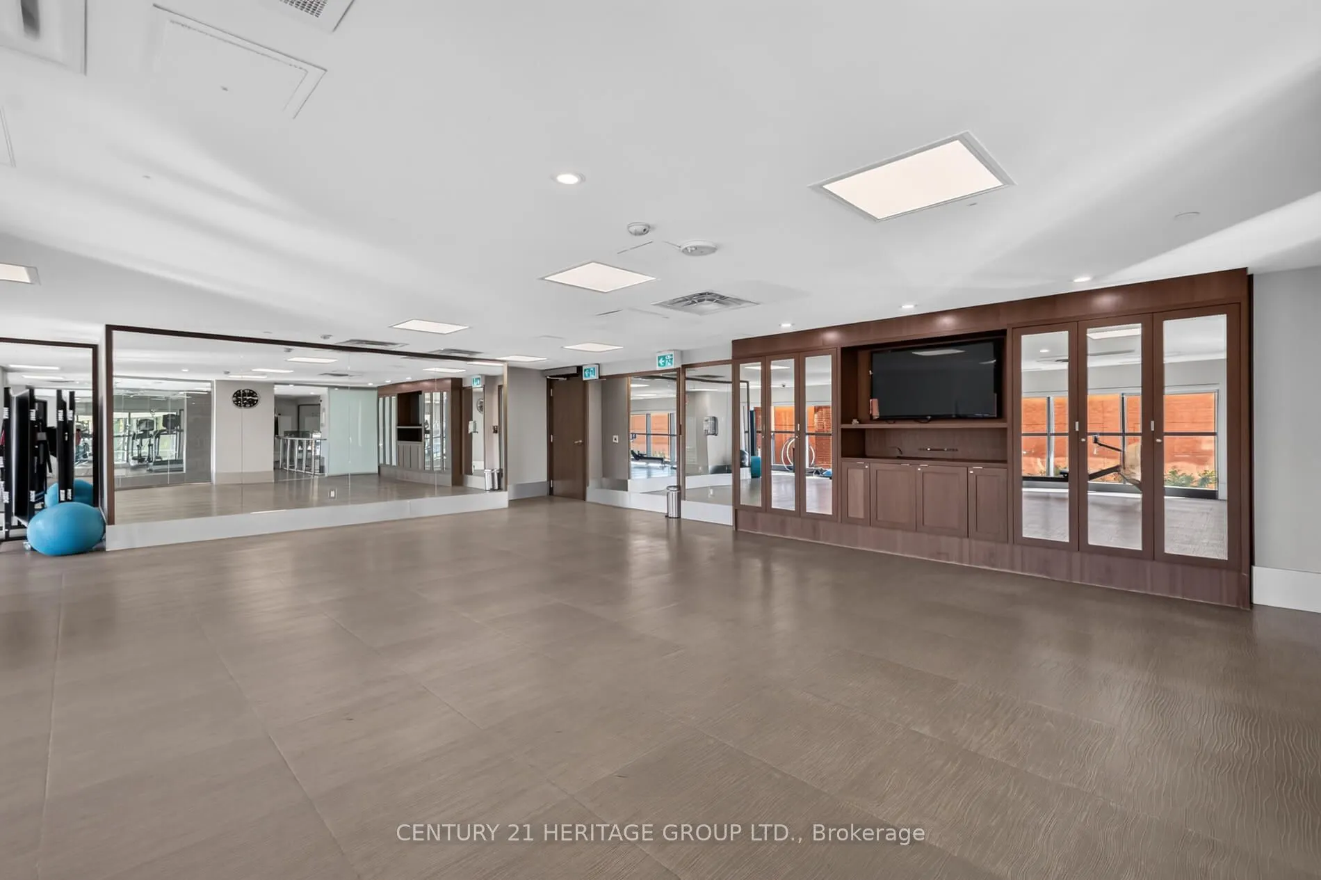 7608 Yonge Street #116