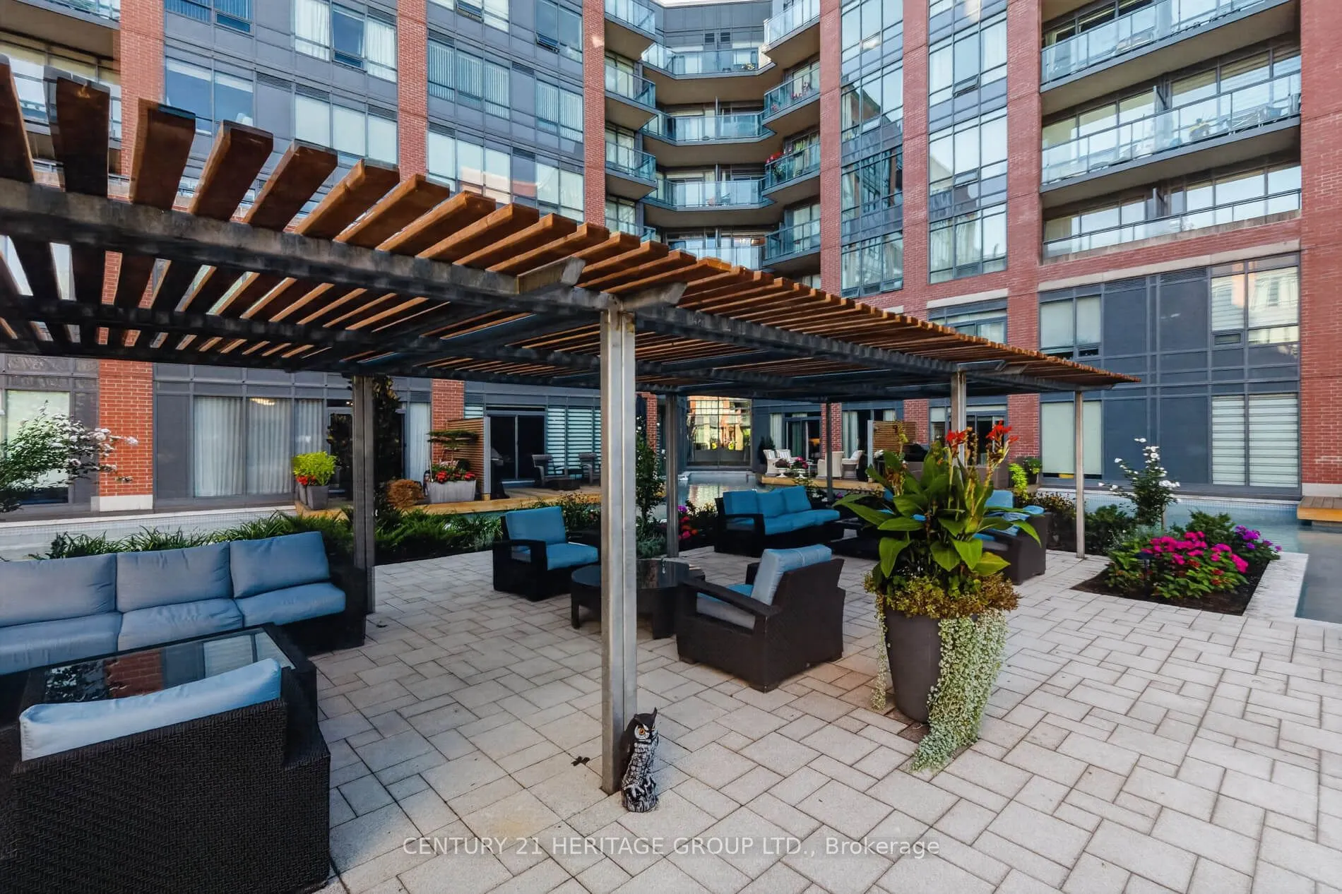 7608 Yonge Street #116