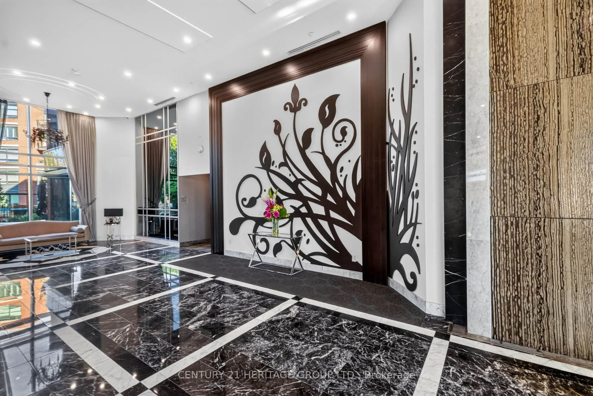 7608 Yonge Street #116