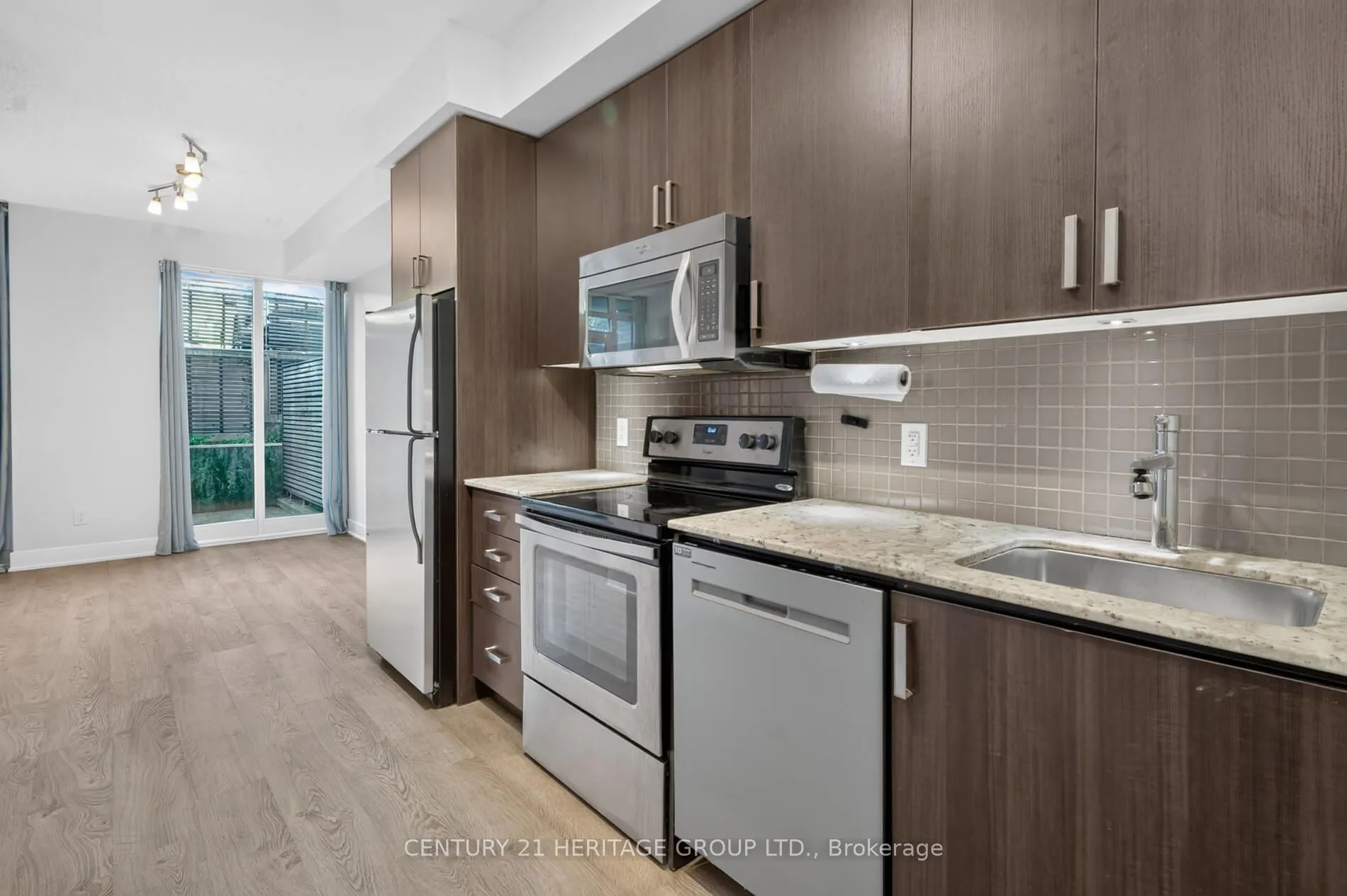 7608 Yonge Street #116