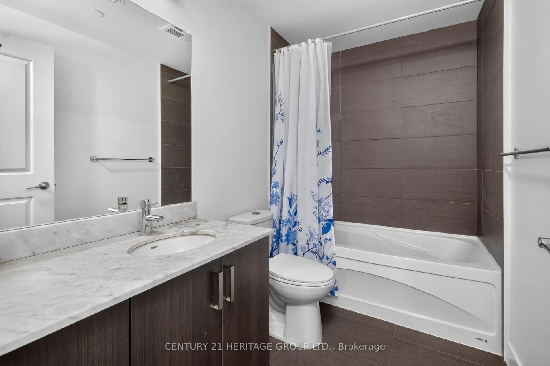 7608 Yonge Street #116