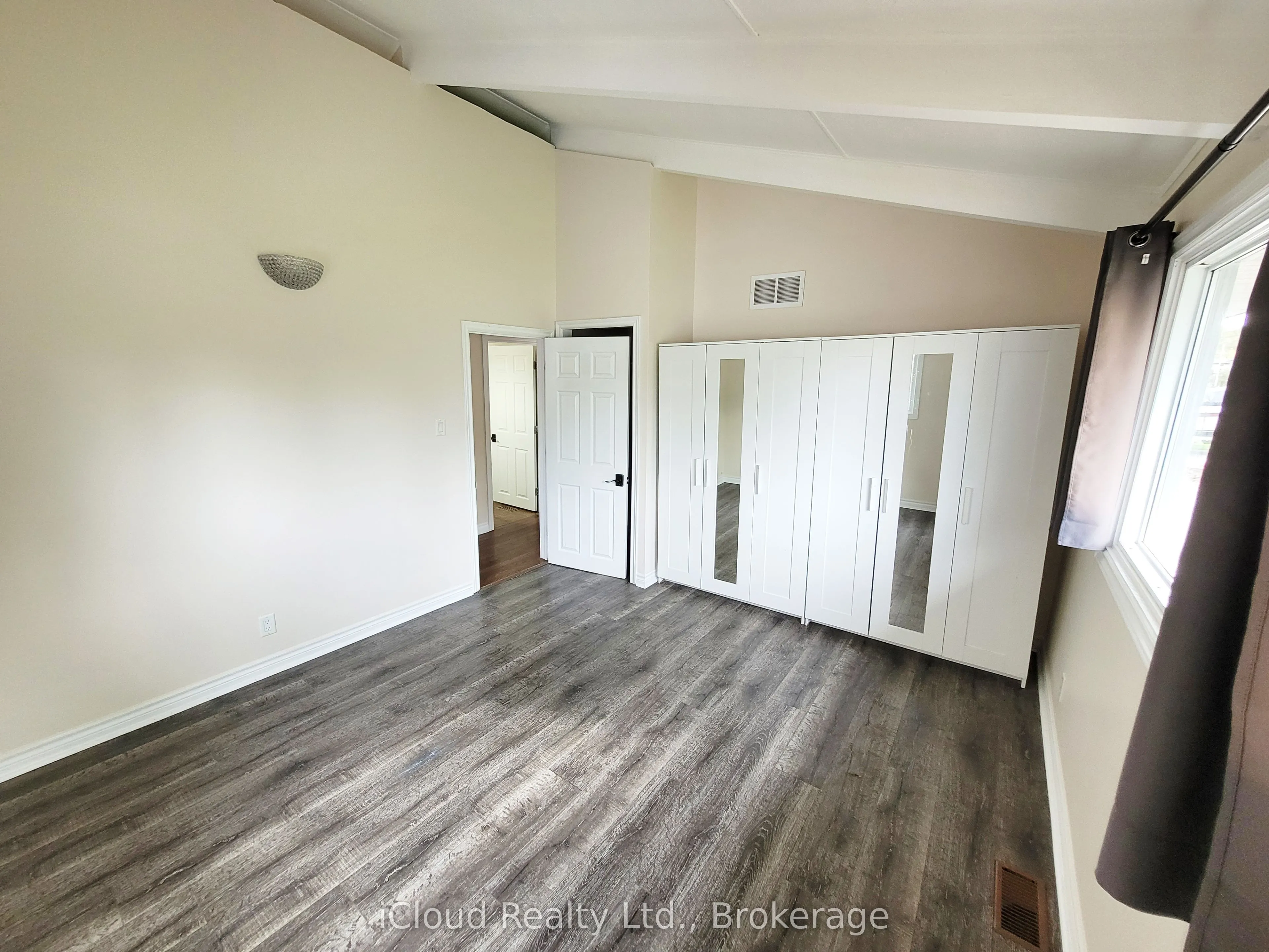 172 Silas Boulevard