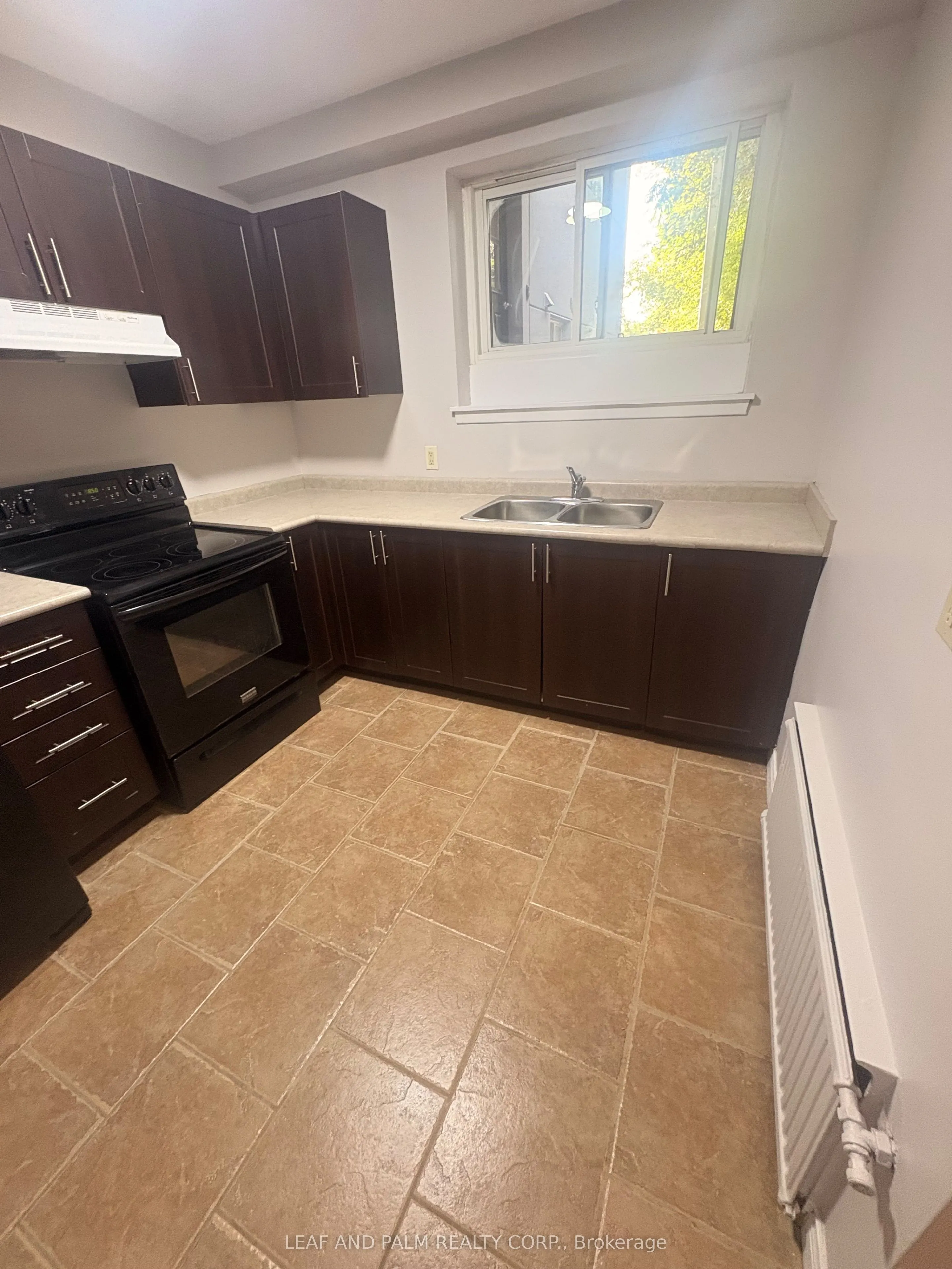 366 Penn Avenue #B6