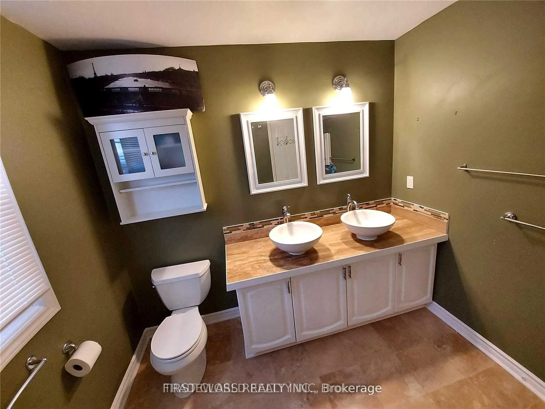 880 Leslie Valley Drive ##1