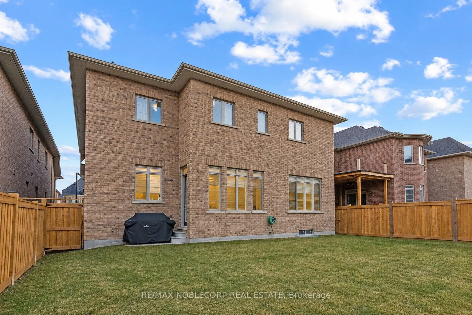 48 Nave Street