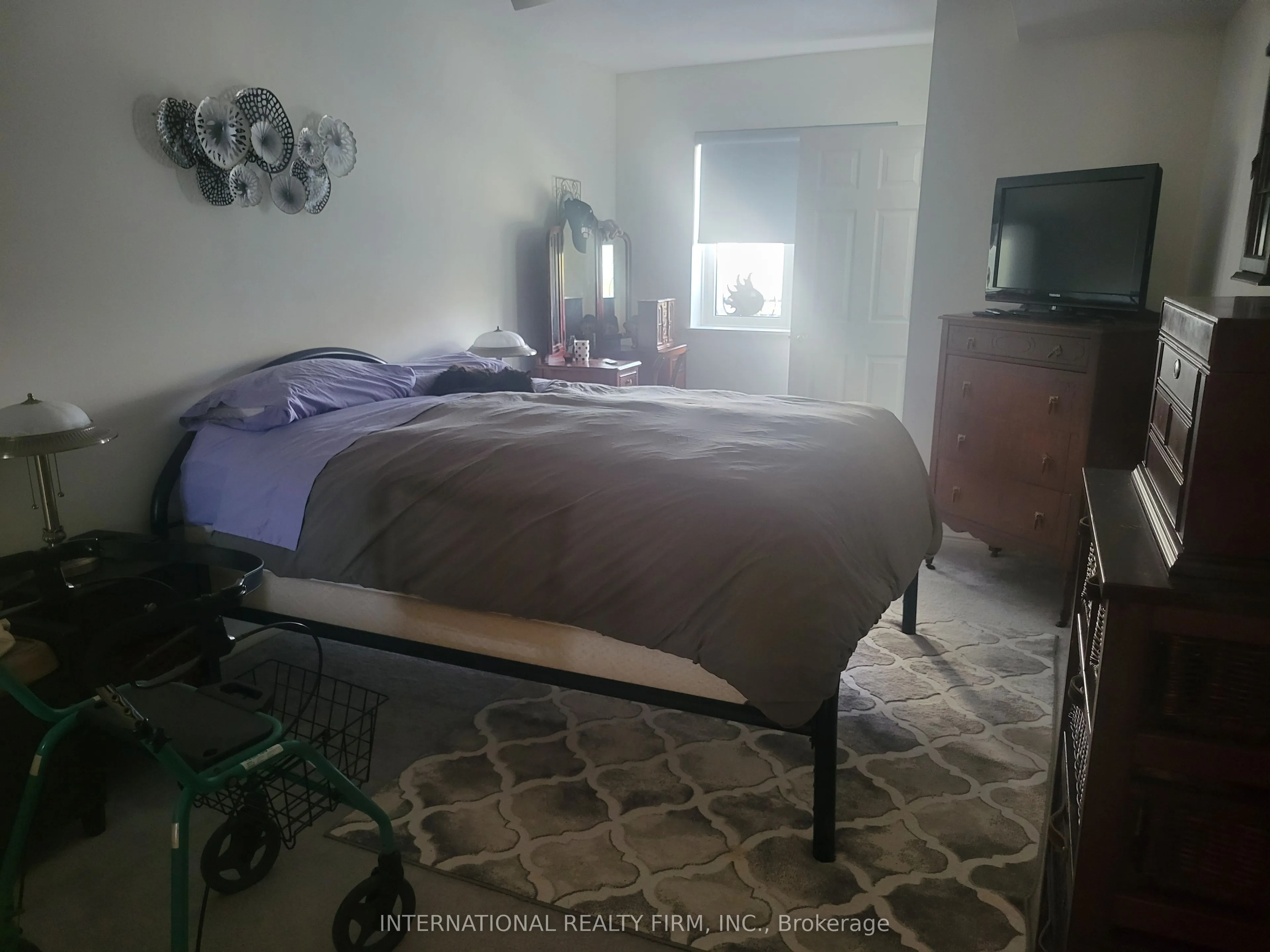 85 Wellington Street W #310