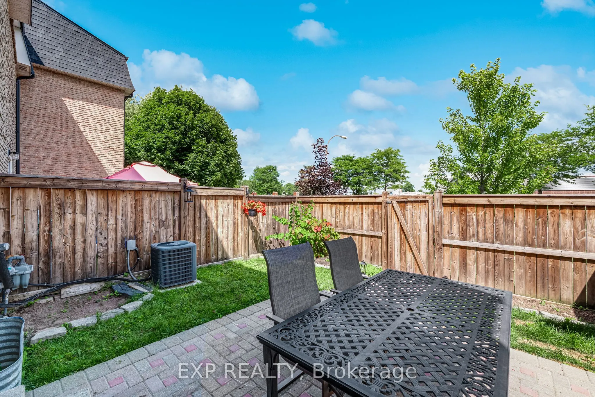 6 Poplar Crescent #31