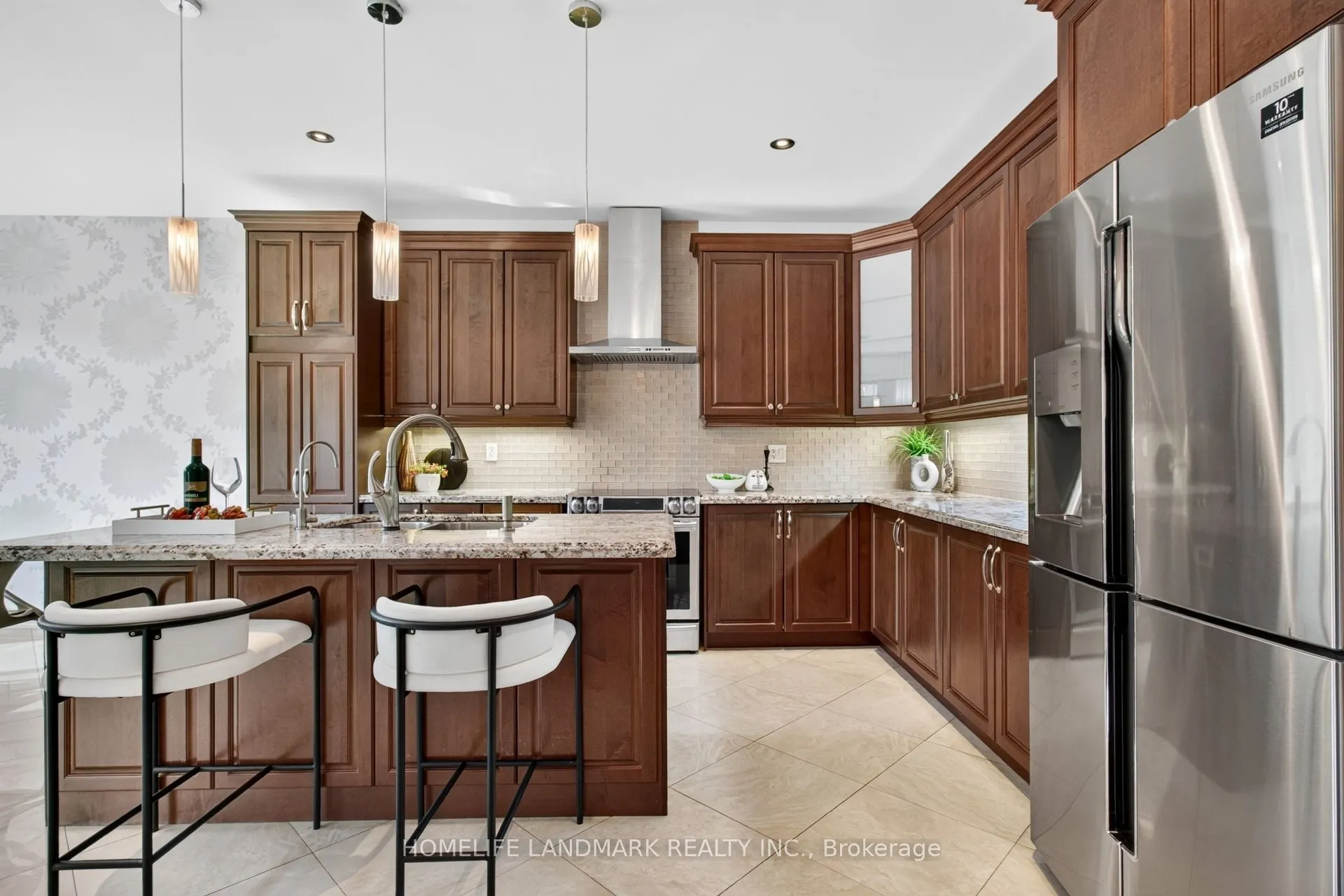 75 Estrella Crescent