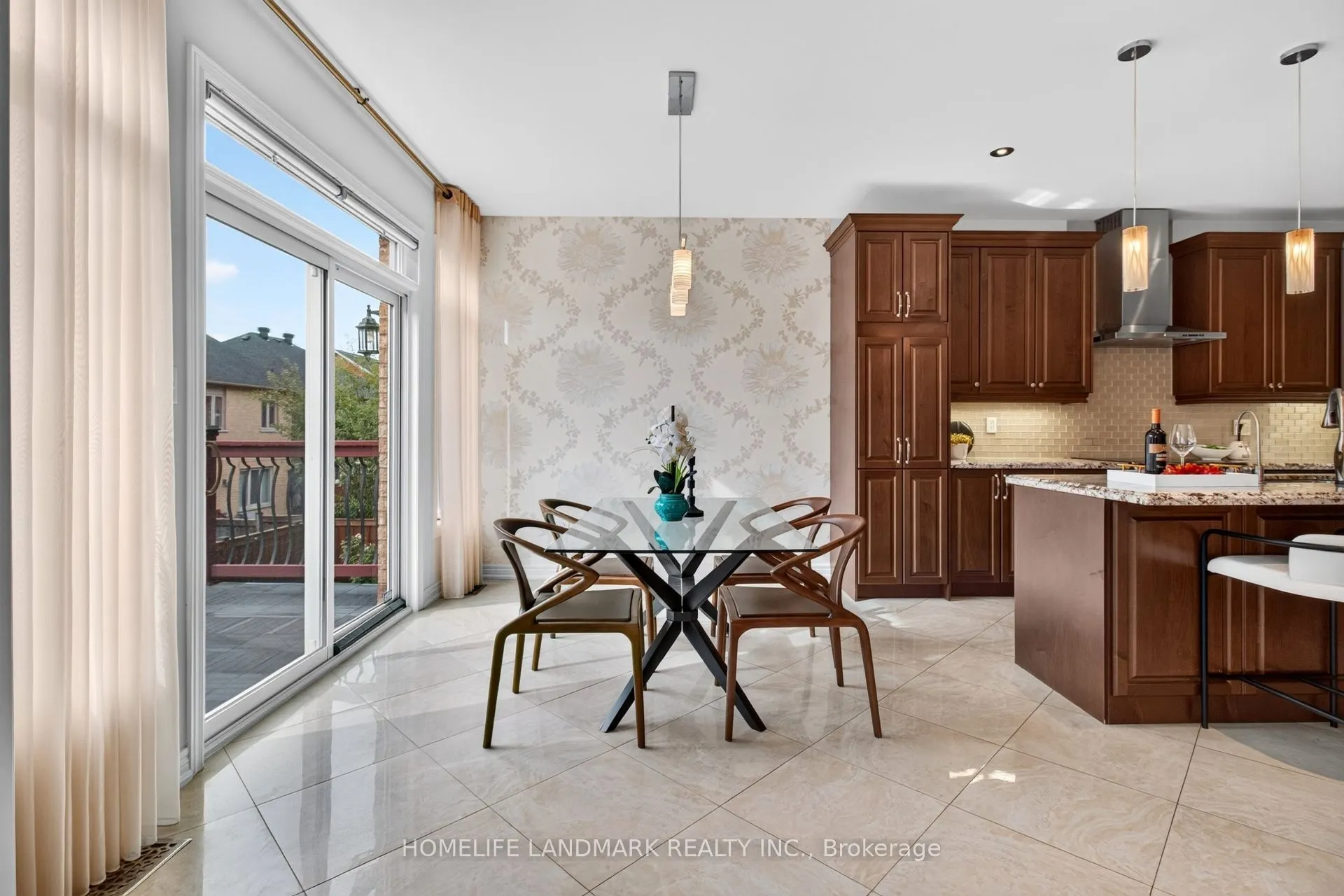 75 Estrella Crescent