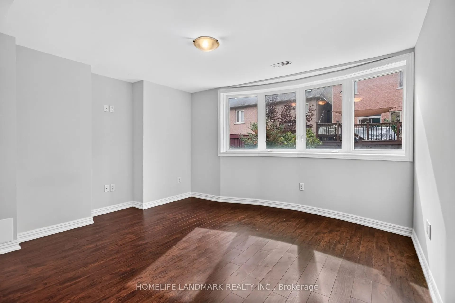 75 Estrella Crescent