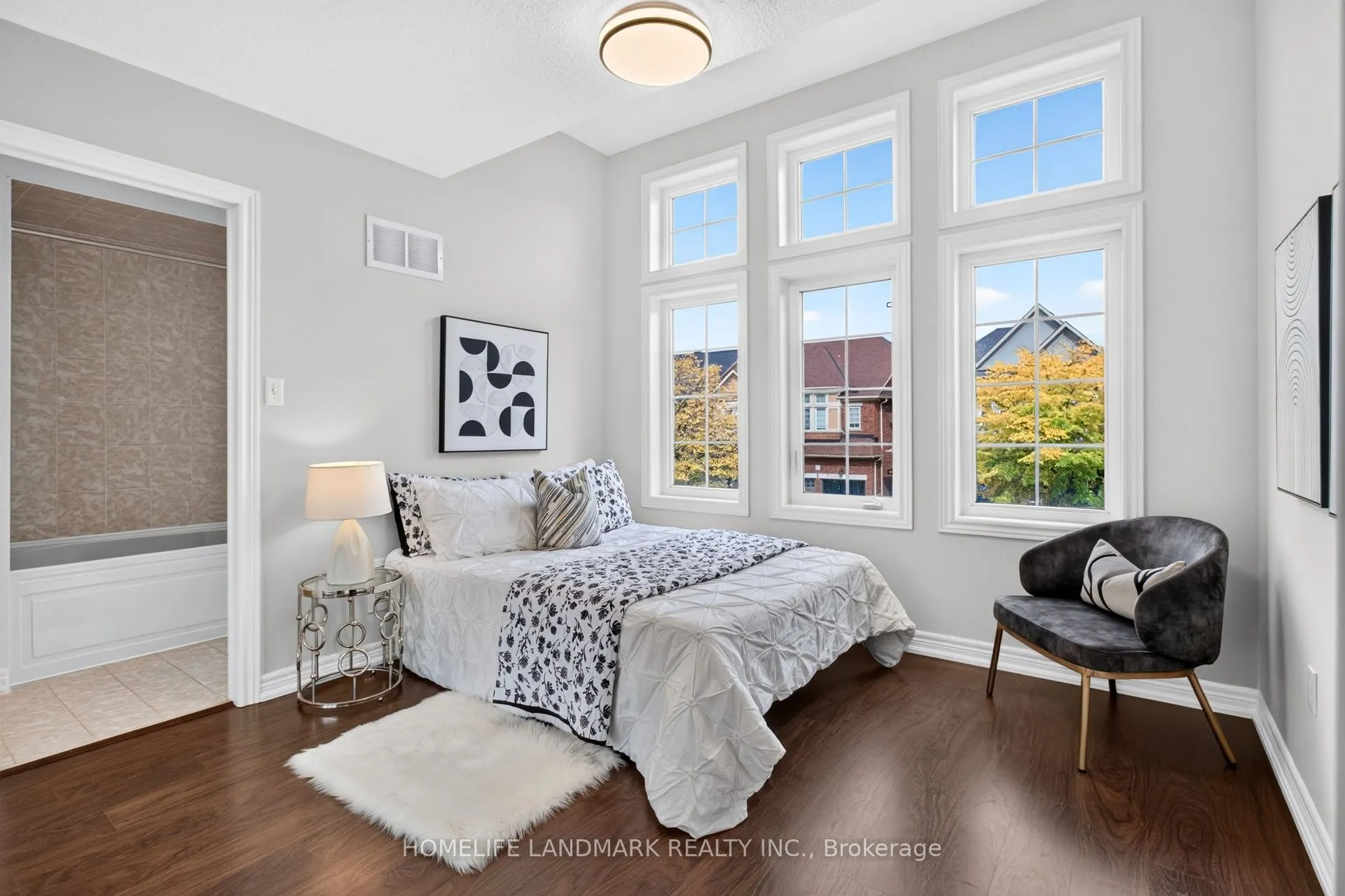 75 Estrella Crescent
