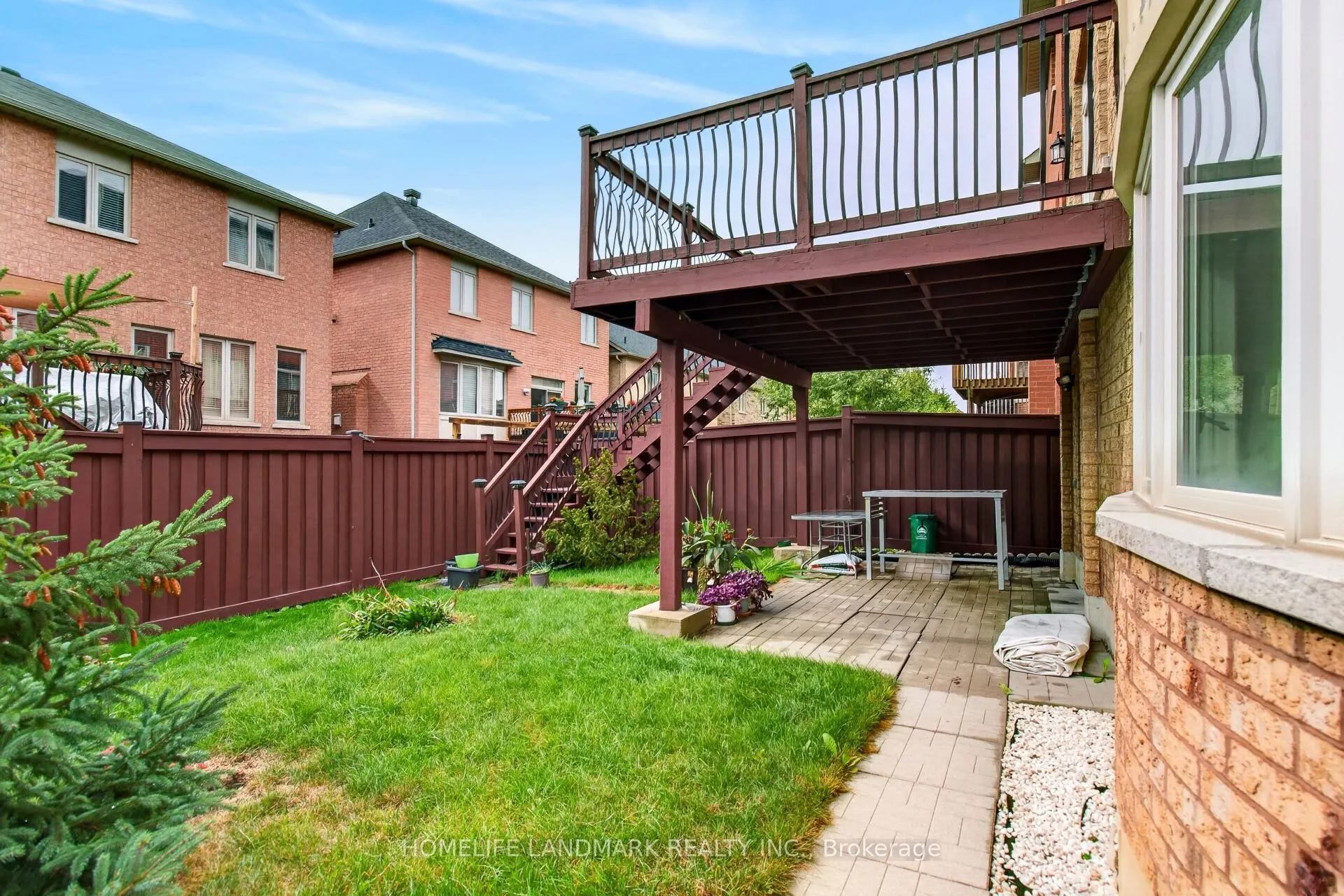 75 Estrella Crescent