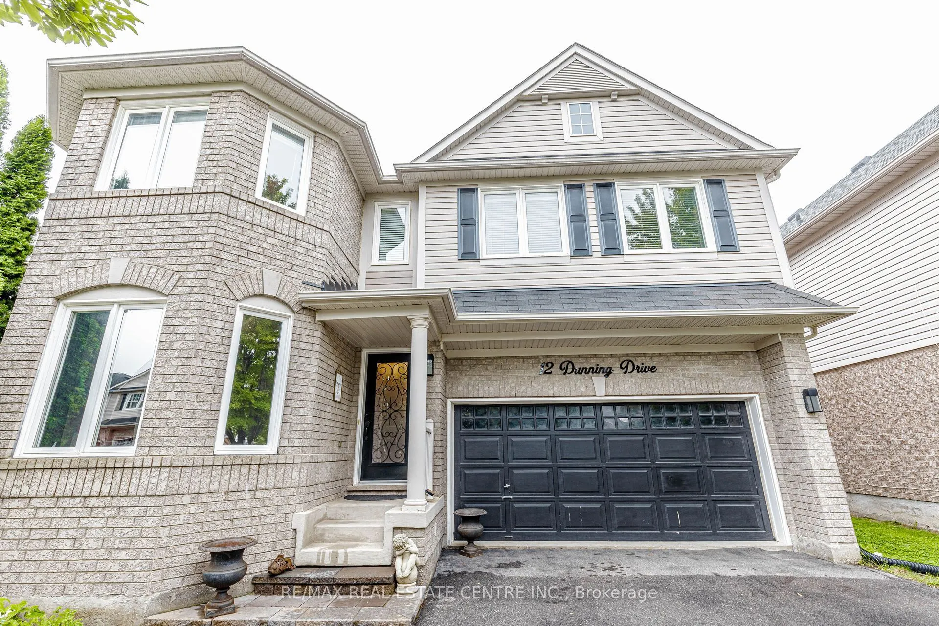 12 Dunning Drive