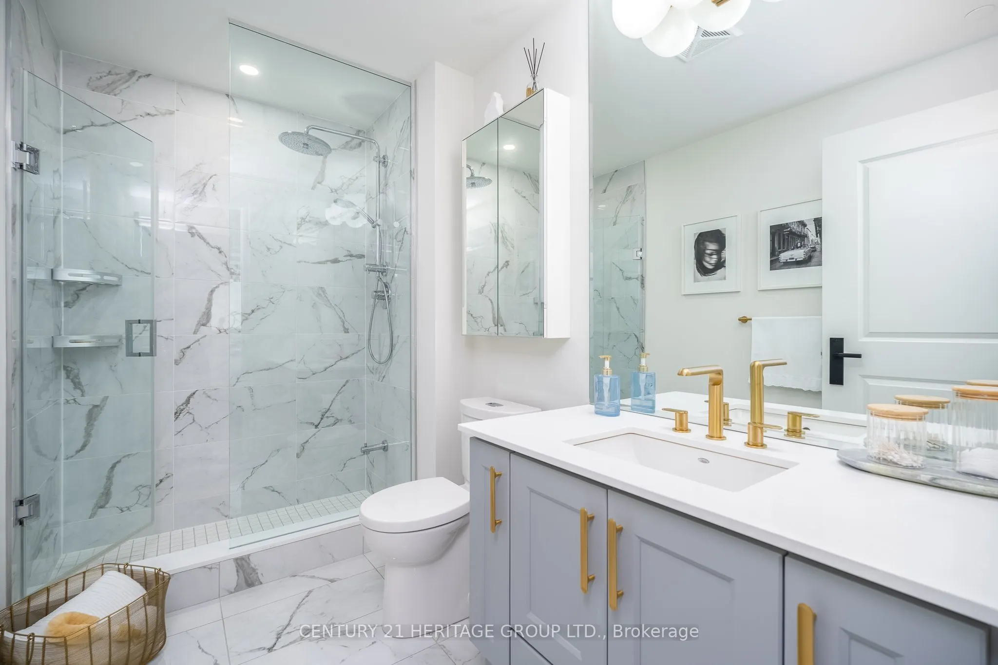 9075 Jane Street #1807
